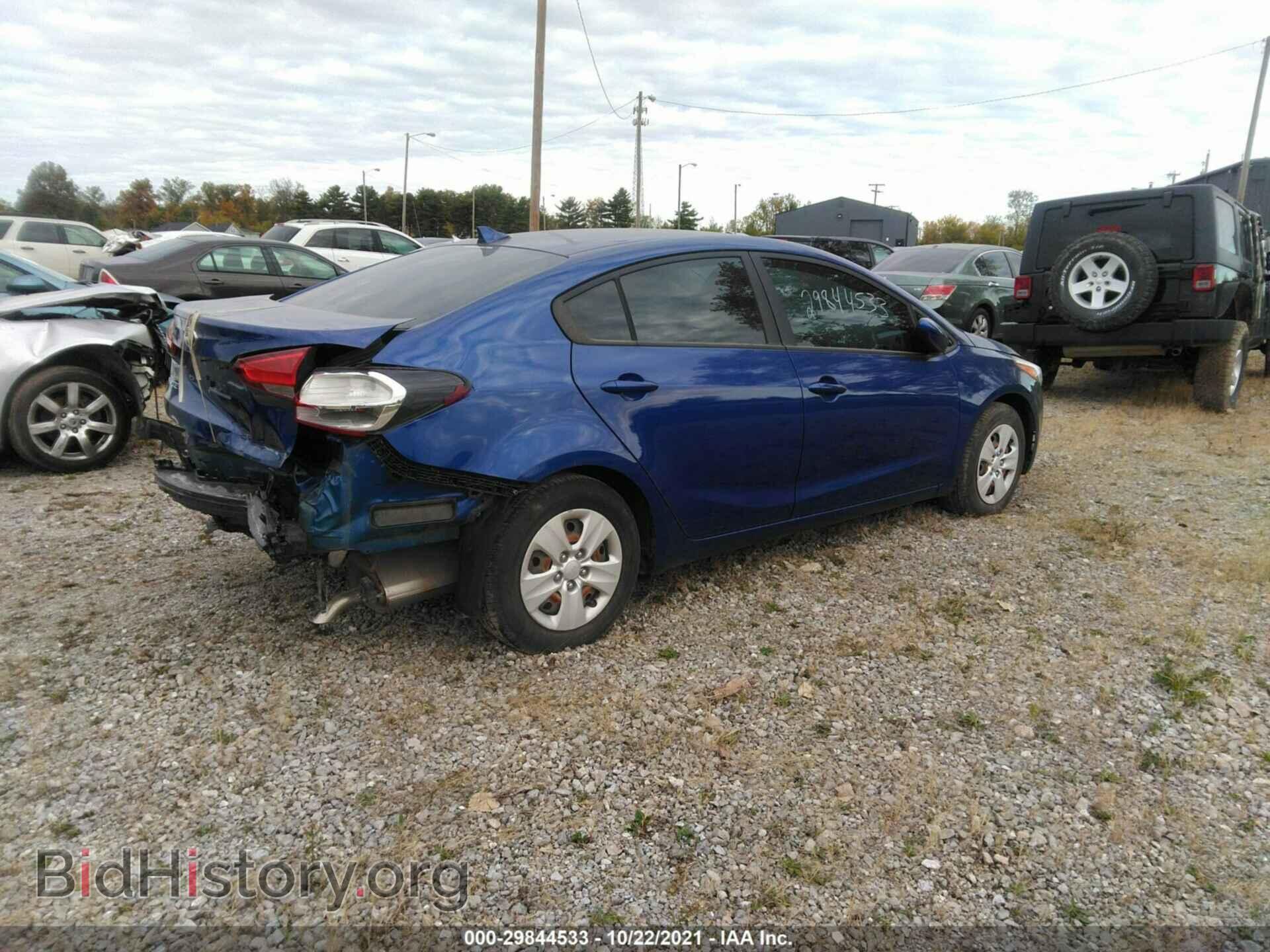 2017 KIA FORTE - VIN: 3KPFK4A77HE020014 - Фото 4