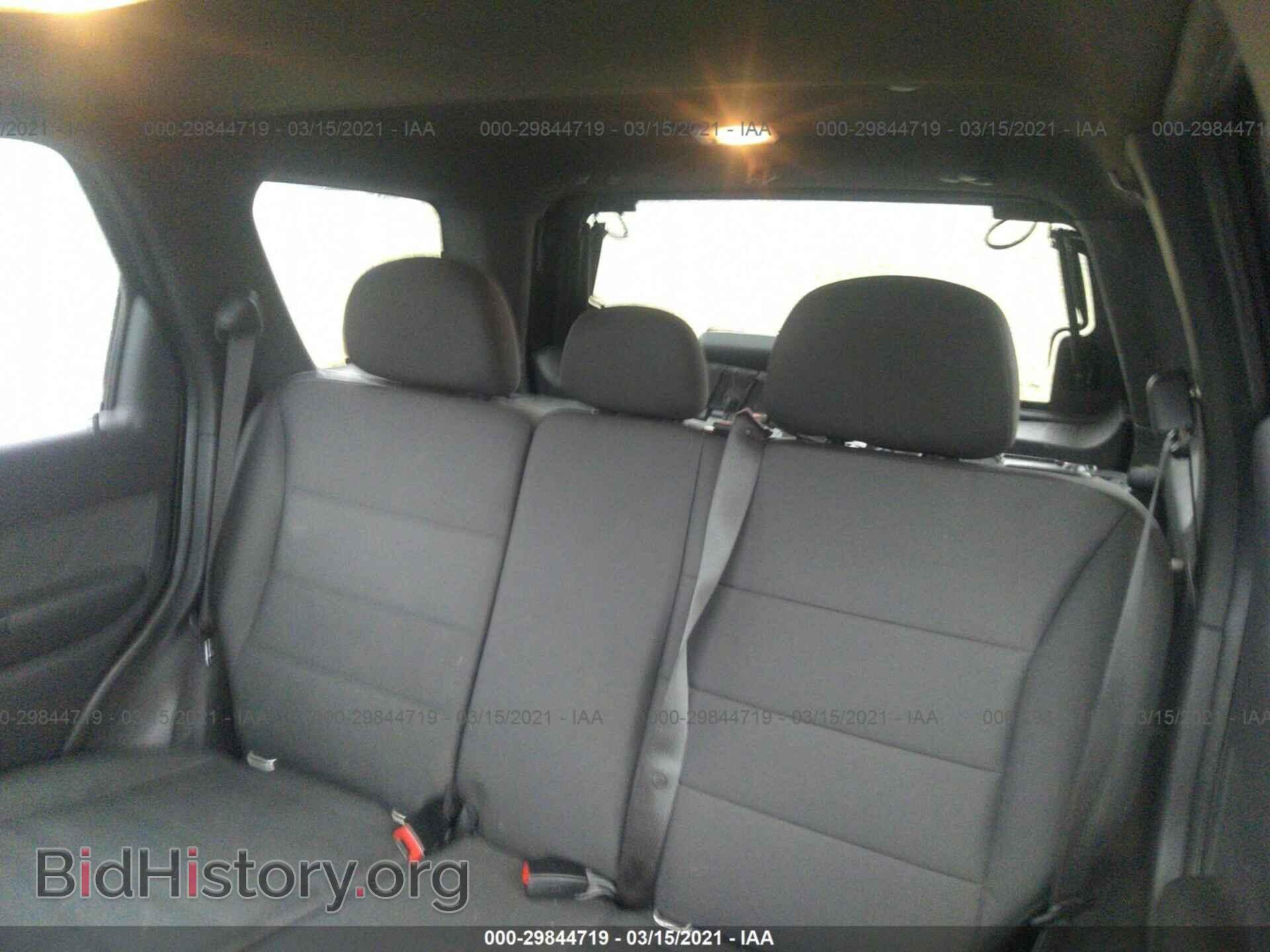 2011 FORD ESCAPE - VIN: 1FMCU0DG6BKA07725 - Фото 8