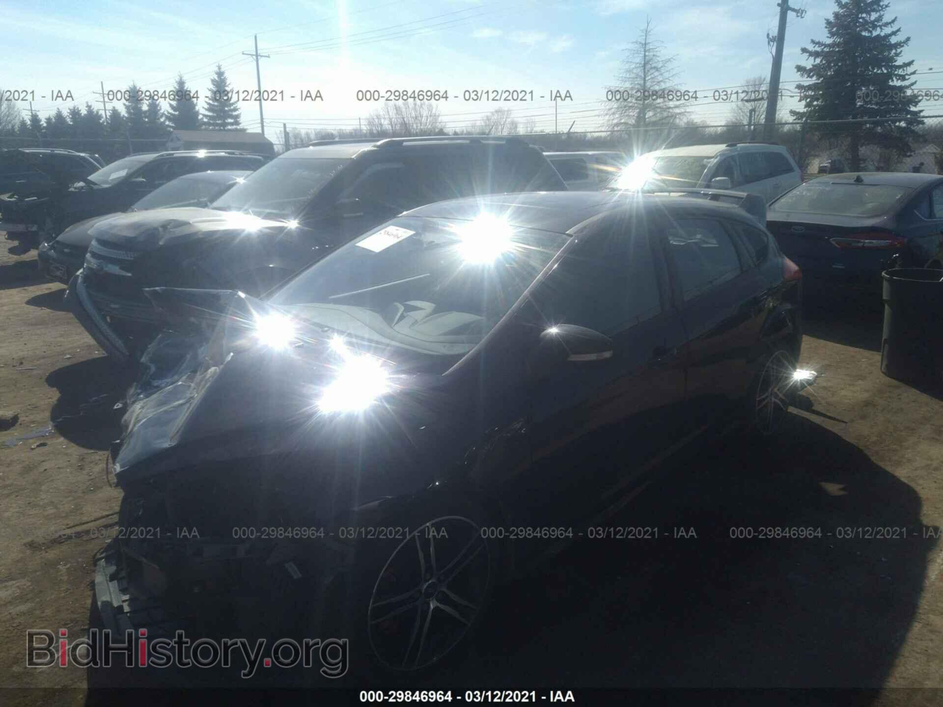 2017 FORD FOCUS - VIN: 1FADP3L98HL303049 - Фото 2