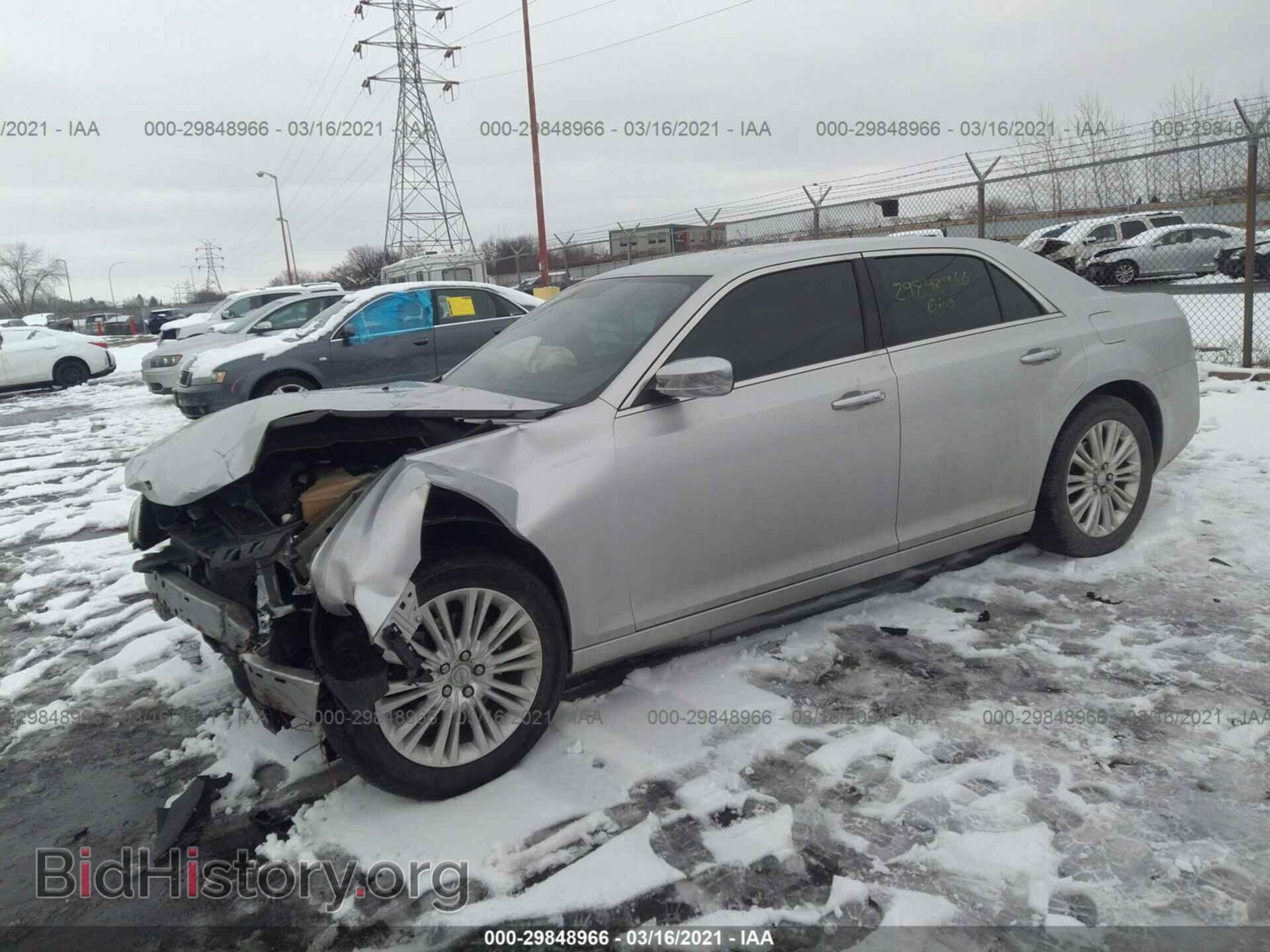2012 CHRYSLER 300 - VIN: 2C3CCAHG2CH127350 - Фото 2