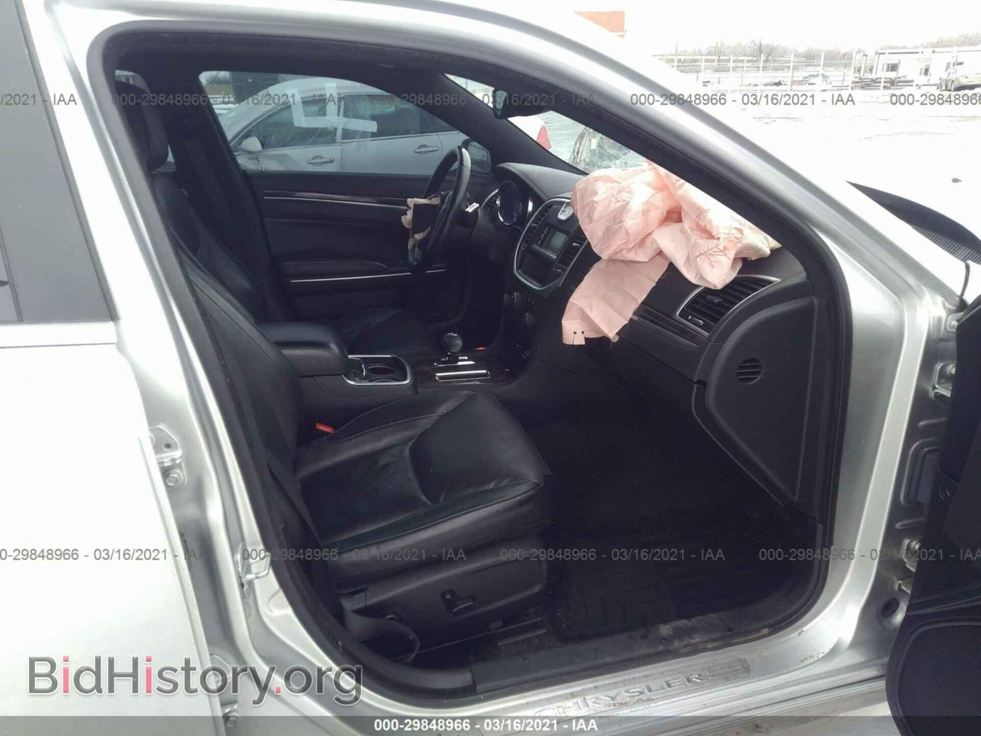 2012 CHRYSLER 300 - VIN: 2C3CCAHG2CH127350 - Фото 5