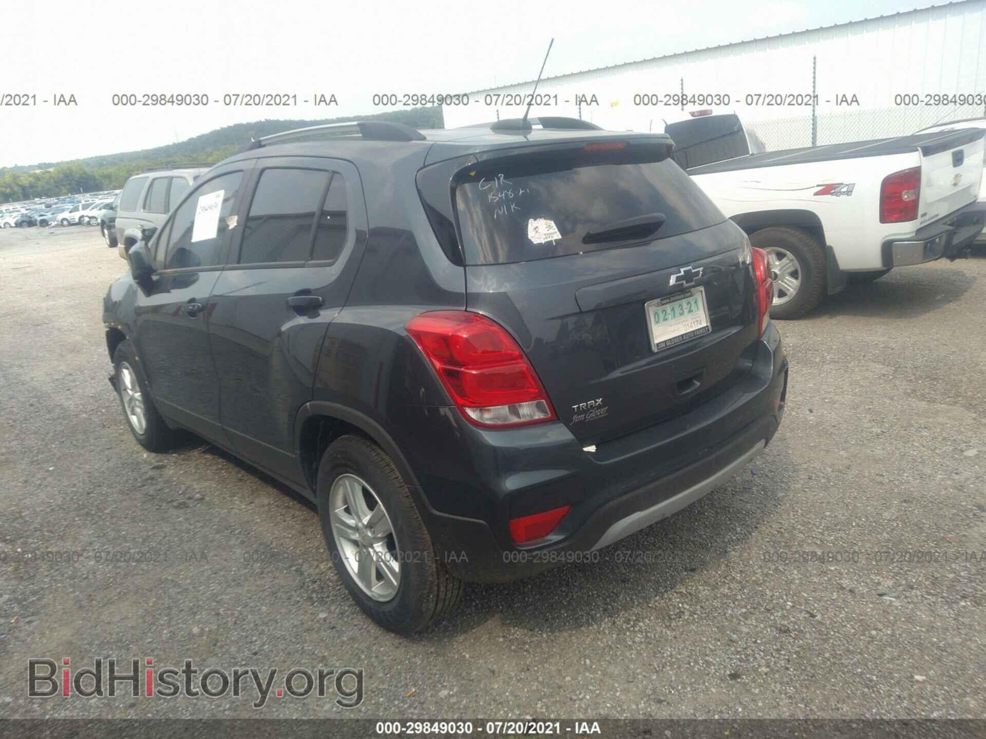 2021 CHEVROLET TRAX - VIN: KL7CJLSBXMB325885 - Photo 3