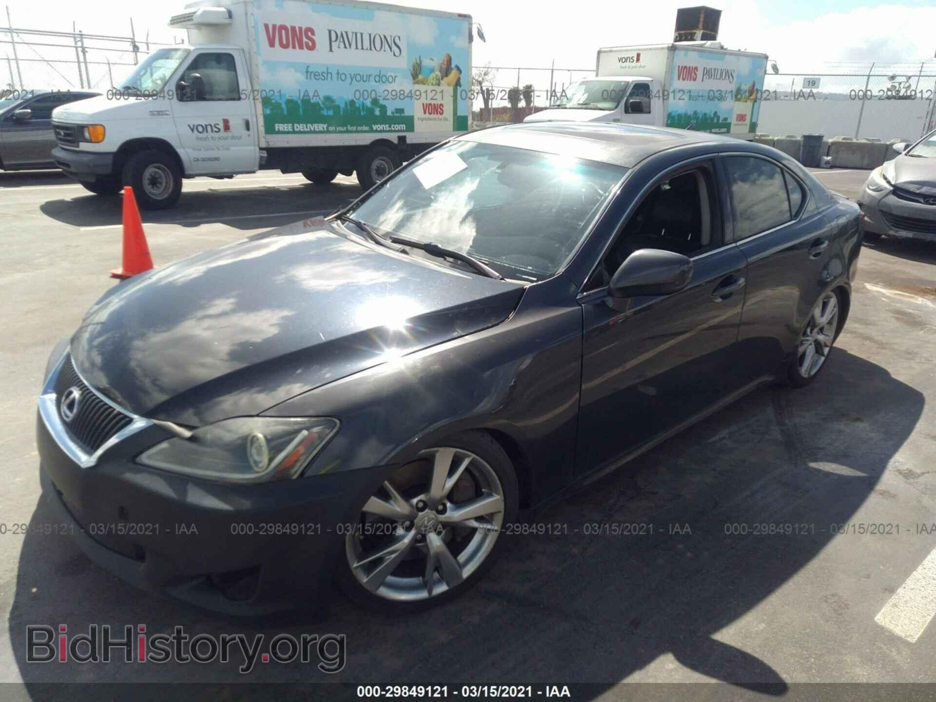 2008 LEXUS IS 350 - VIN: JTHBE262X82013156 - Фото 2