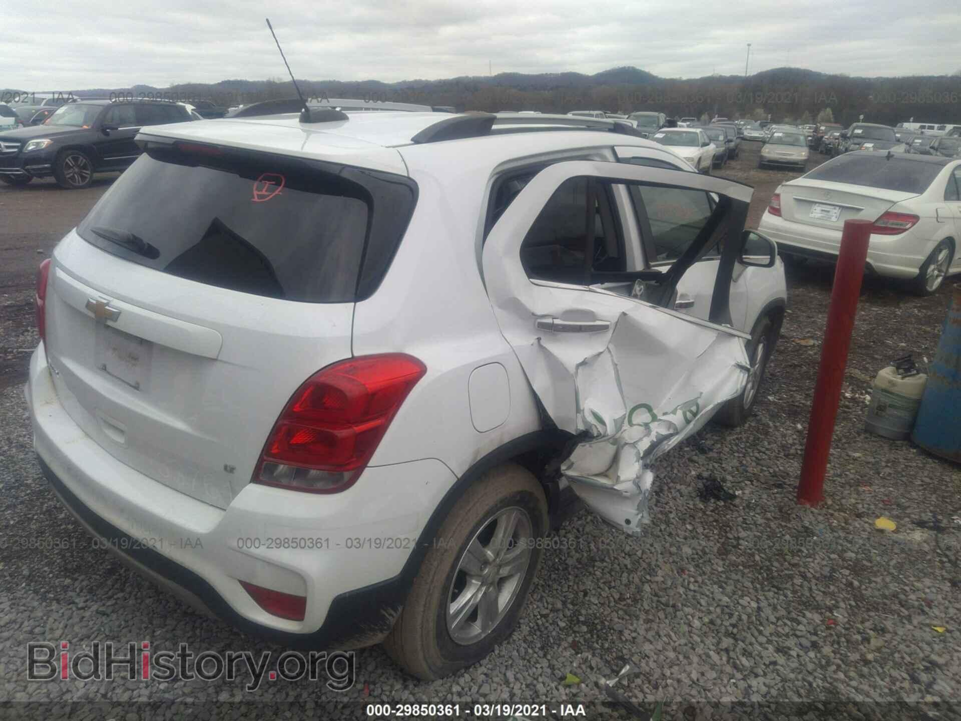 2017 CHEVROLET TRAX - VIN: 3GNCJLSB3HL270775 - Photo 4