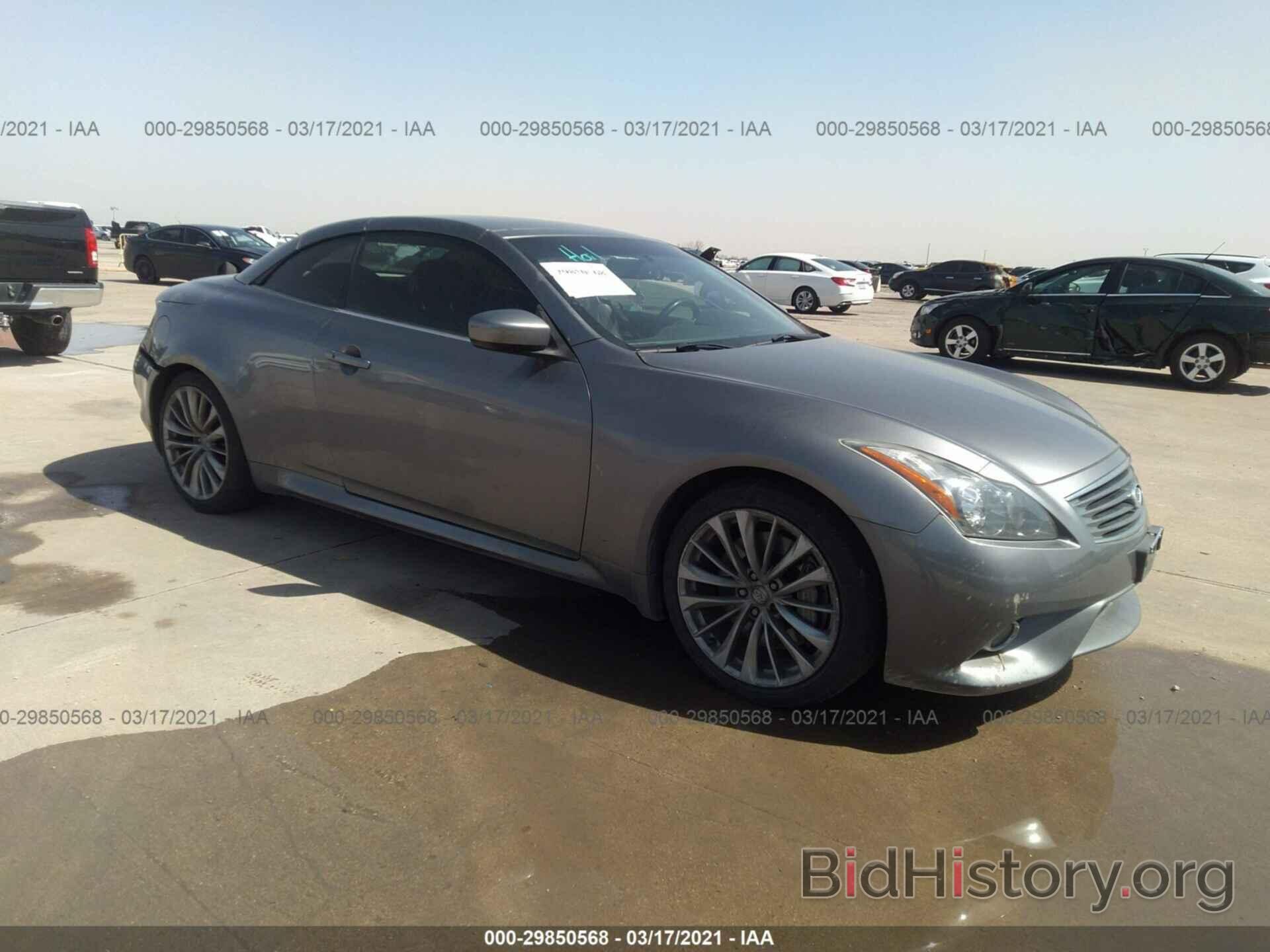 Photo JN1CV6FE2DM771369 - INFINITI G37 CONVERTIBLE 2013