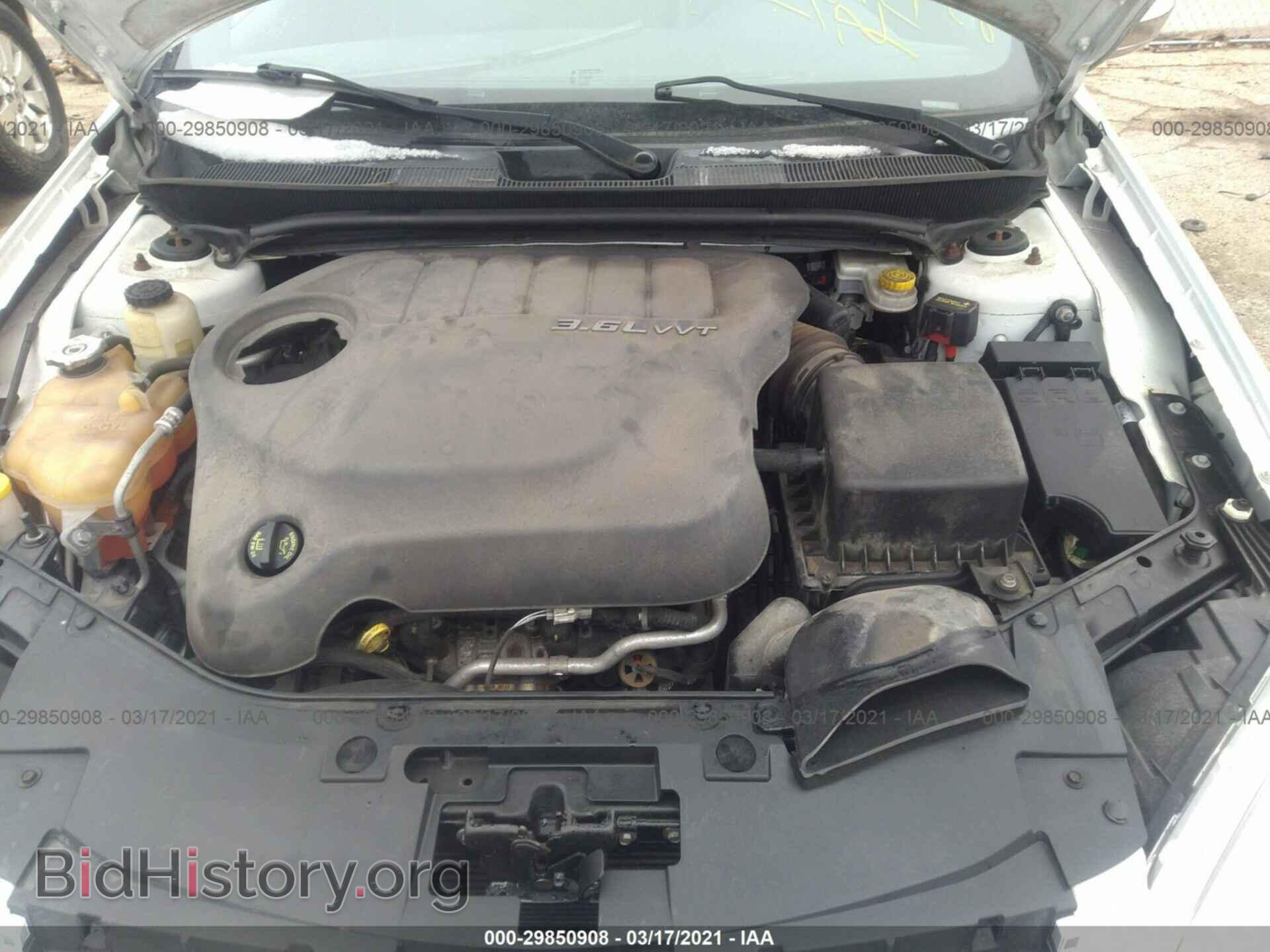 2013 CHRYSLER 200 - VIN: 1C3CCBCG1DN743885 - Фото 10
