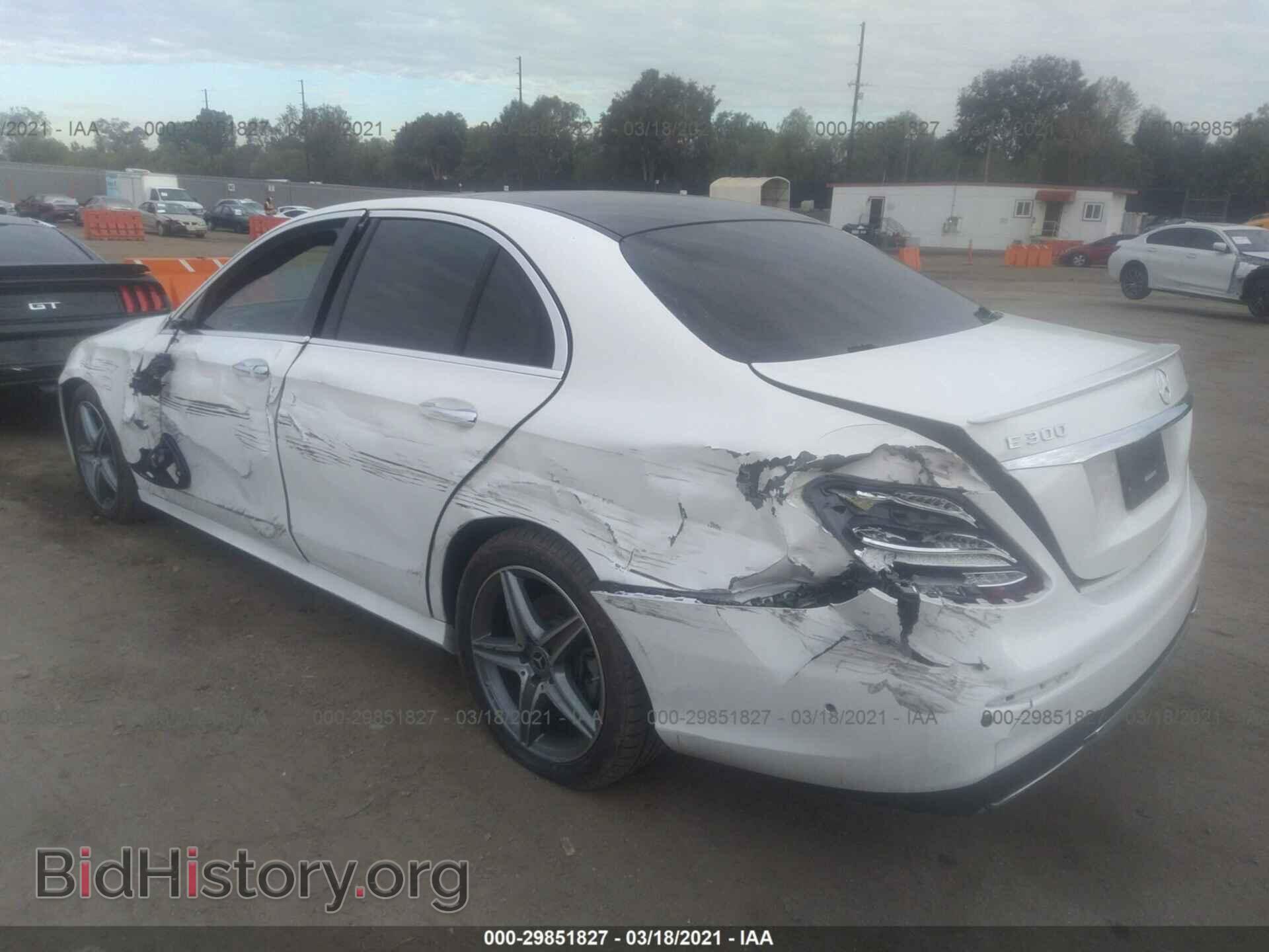 2018 MERCEDES-BENZ E-CLASS - VIN: WDDZF4JB3JA479433 - Фото 3