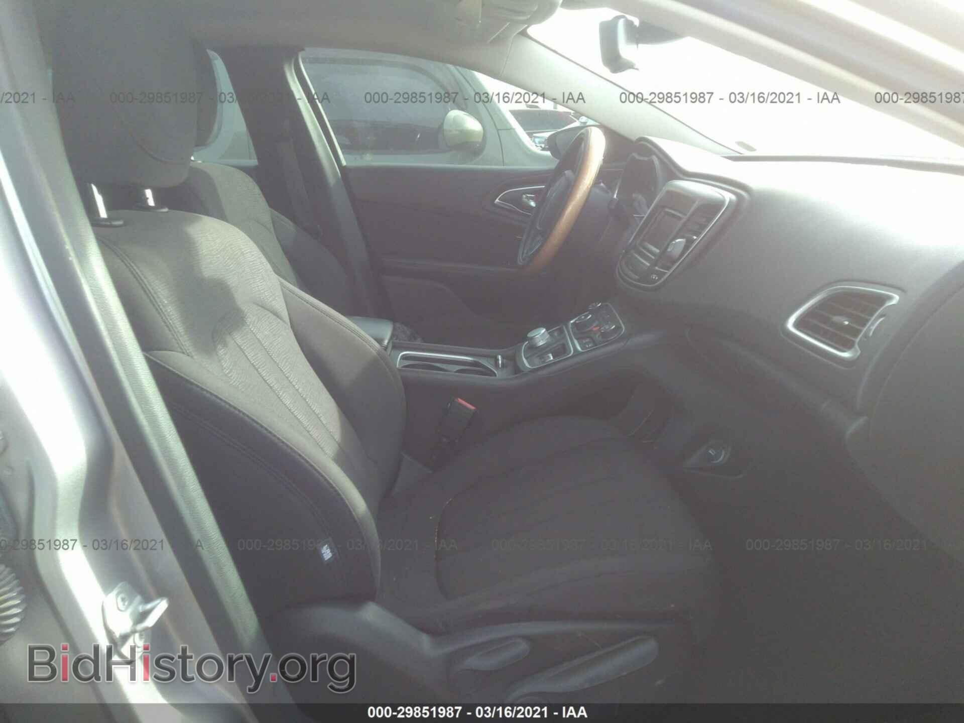 2016 CHRYSLER 200 - VIN: 1C3CCCFB8GN196270 - Фото 5