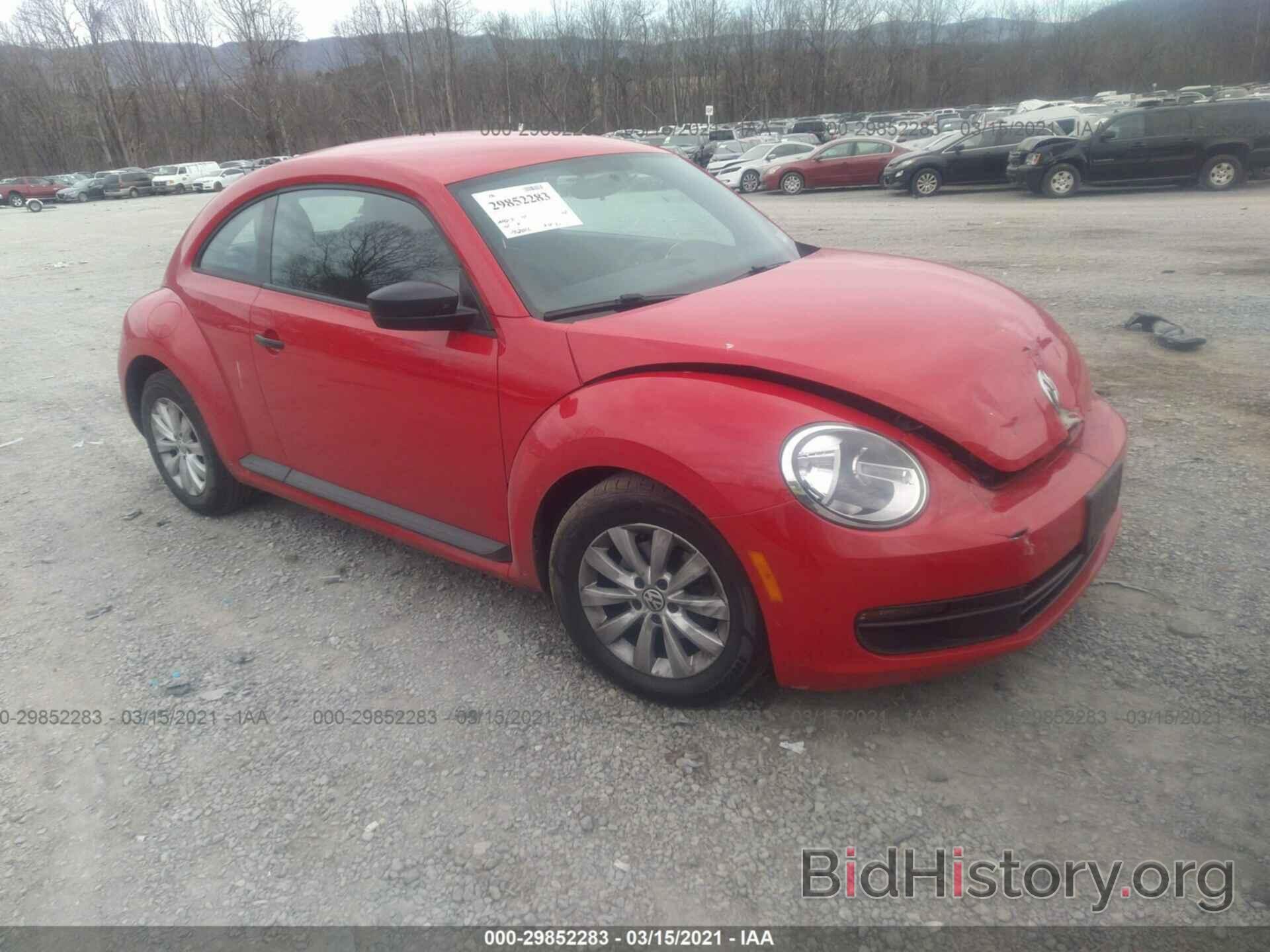 Photo 3VWFP7AT9EM601688 - VOLKSWAGEN BEETLE COUPE 2014
