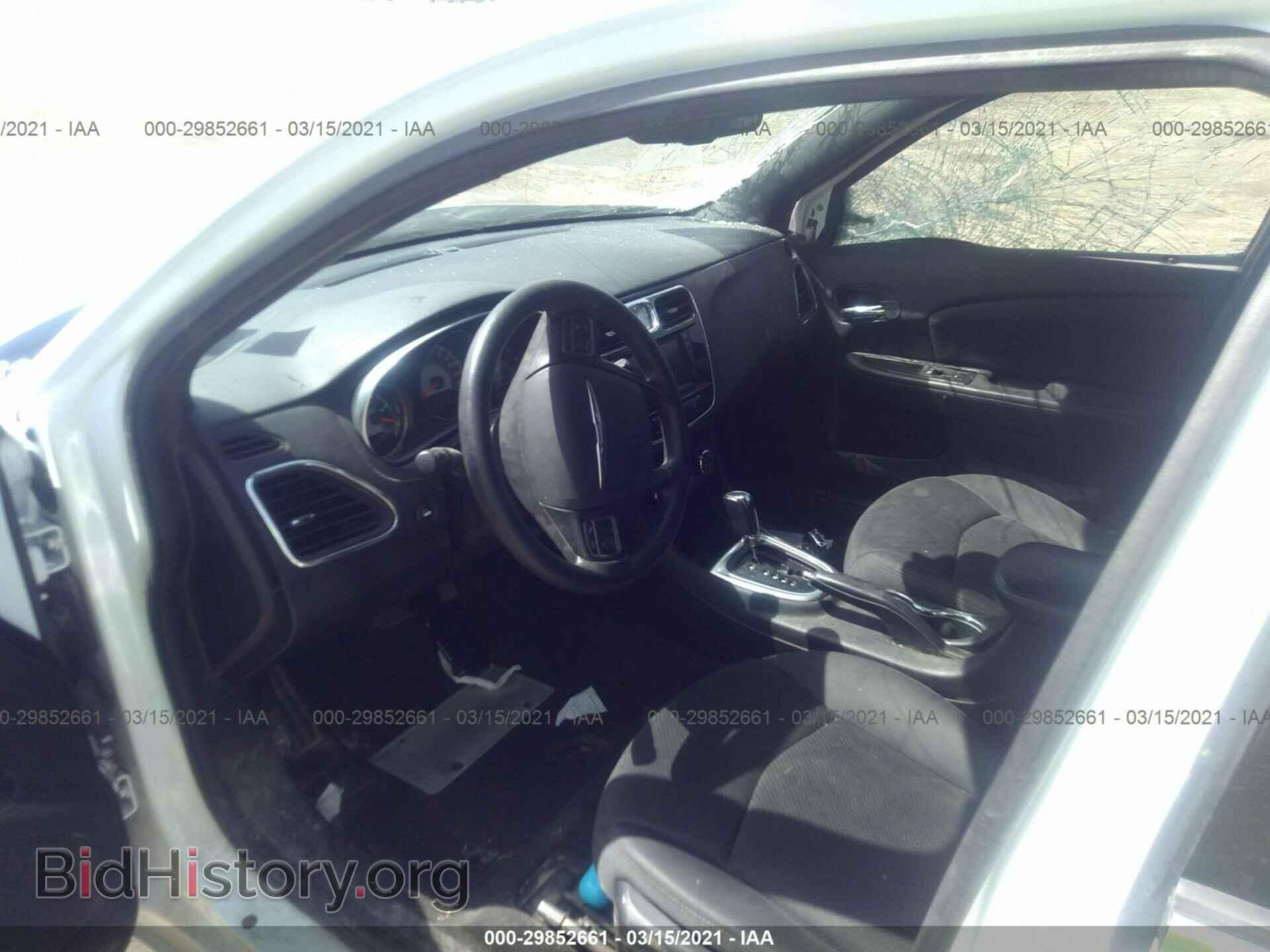 2013 CHRYSLER 200 - VIN: 1C3CCBAG5DN743102 - Фото 5