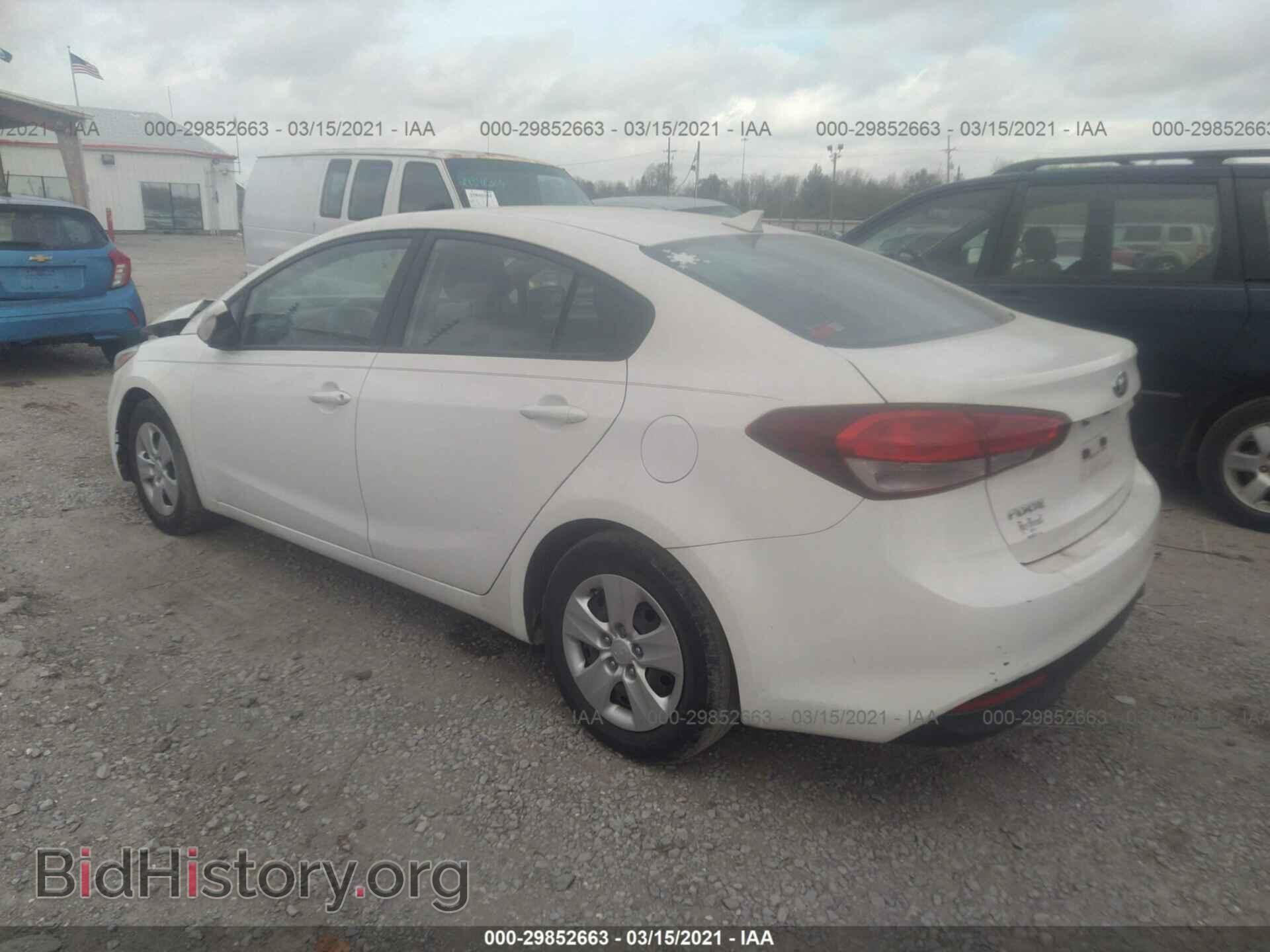 2017 KIA FORTE - VIN: 3KPFK4A70HE072035 - Фото 3