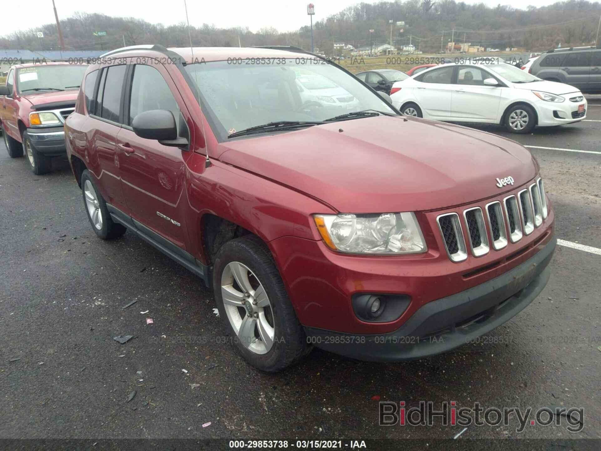 Photo 1J4NT1FA5BD225037 - JEEP COMPASS 2011