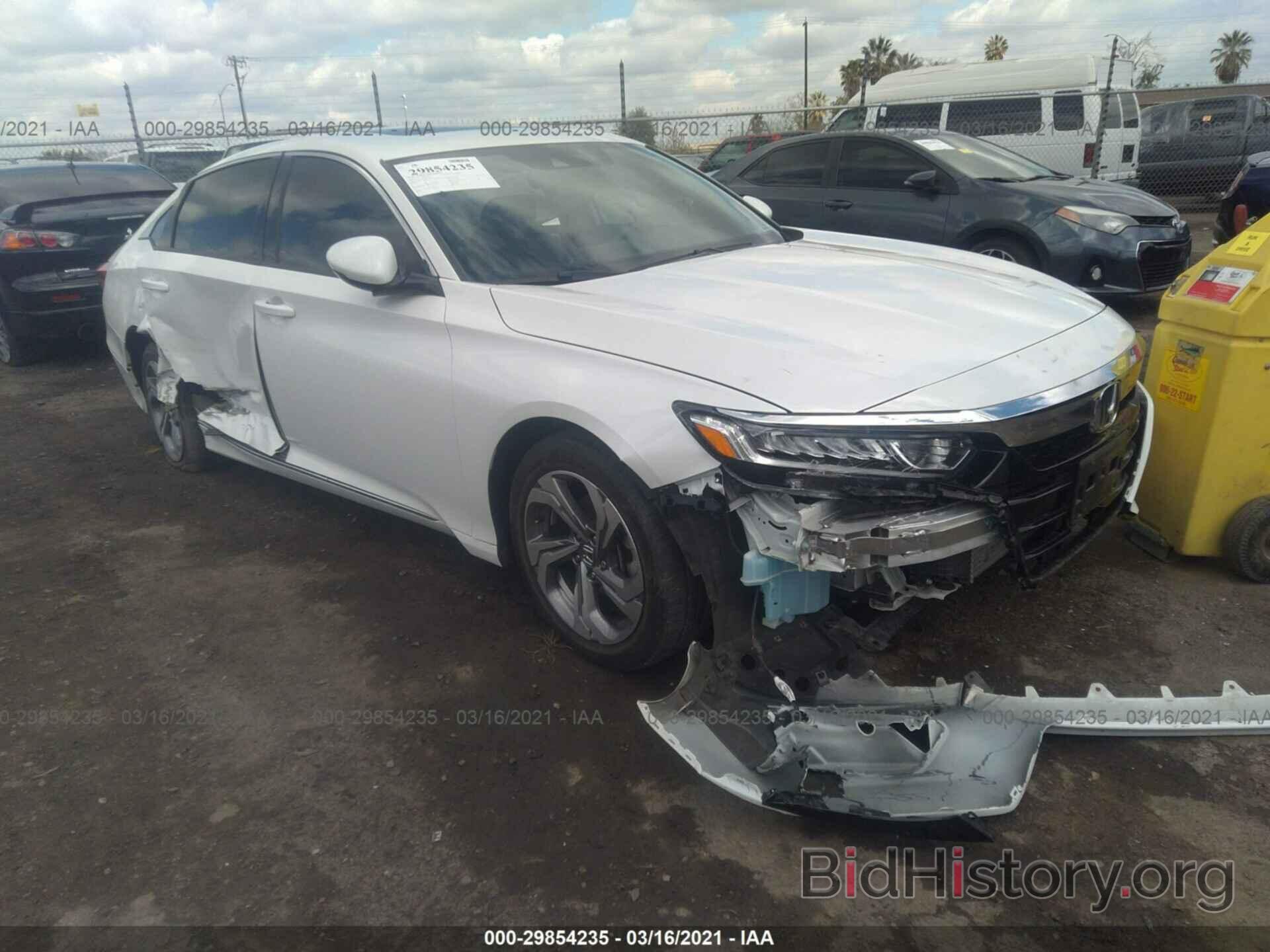 Photo 1HGCV1F56KA136431 - HONDA ACCORD SEDAN 2019