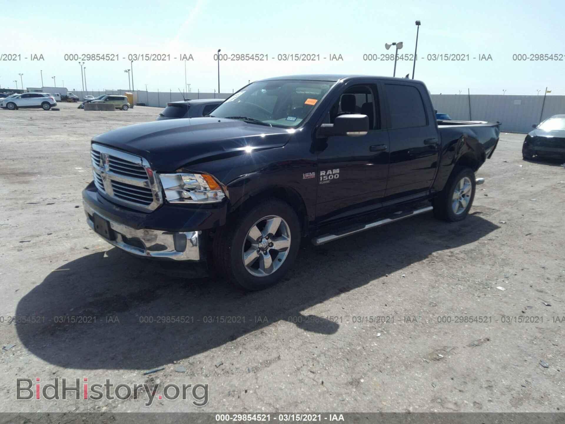 2019 RAM 1500 CLASSIC - VIN: 1C6RR6LT0KS545961 - Фото 2