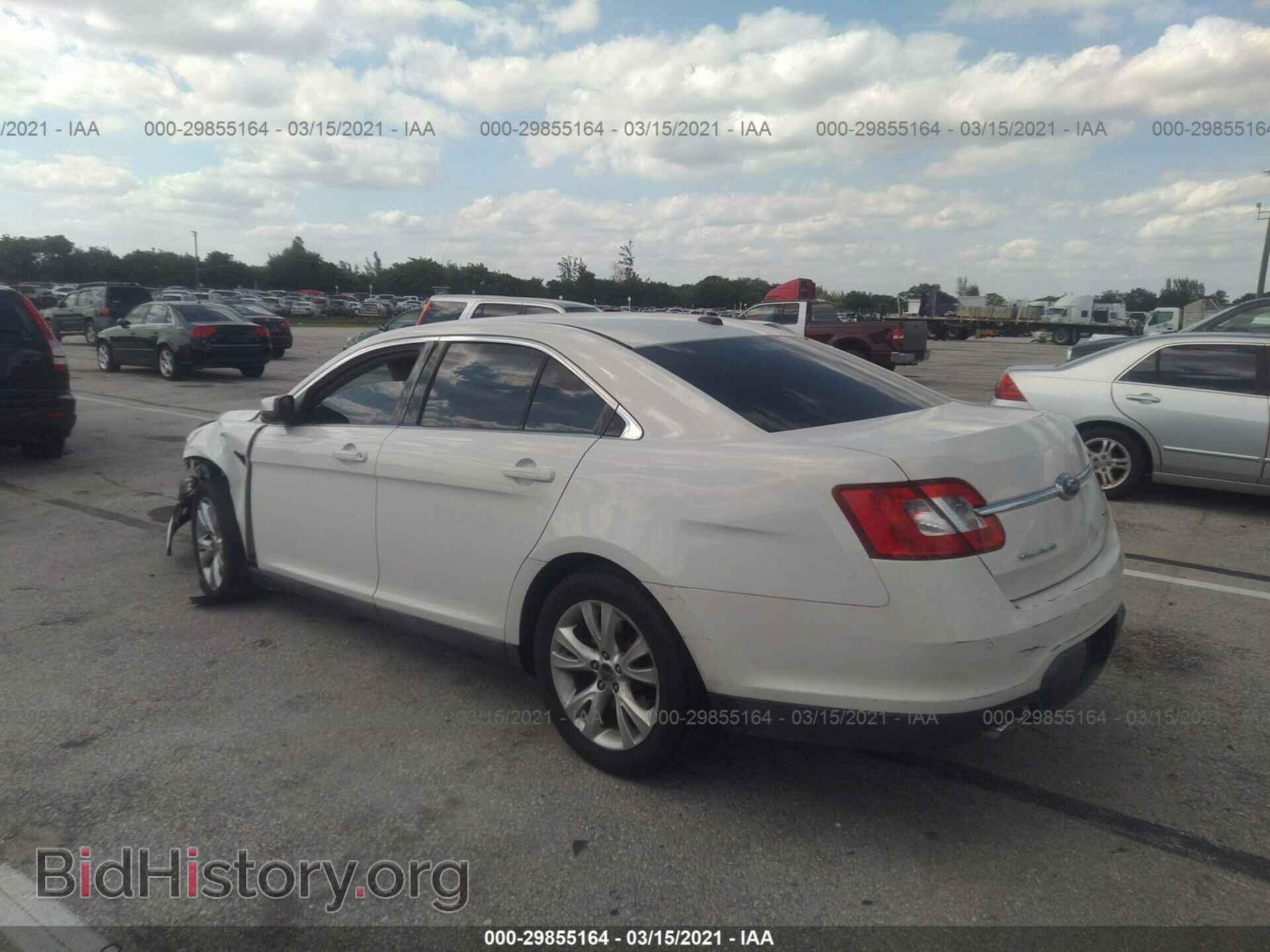 2010 FORD TAURUS - VIN: 1FAHP2EW6AG142424 - Фото 3