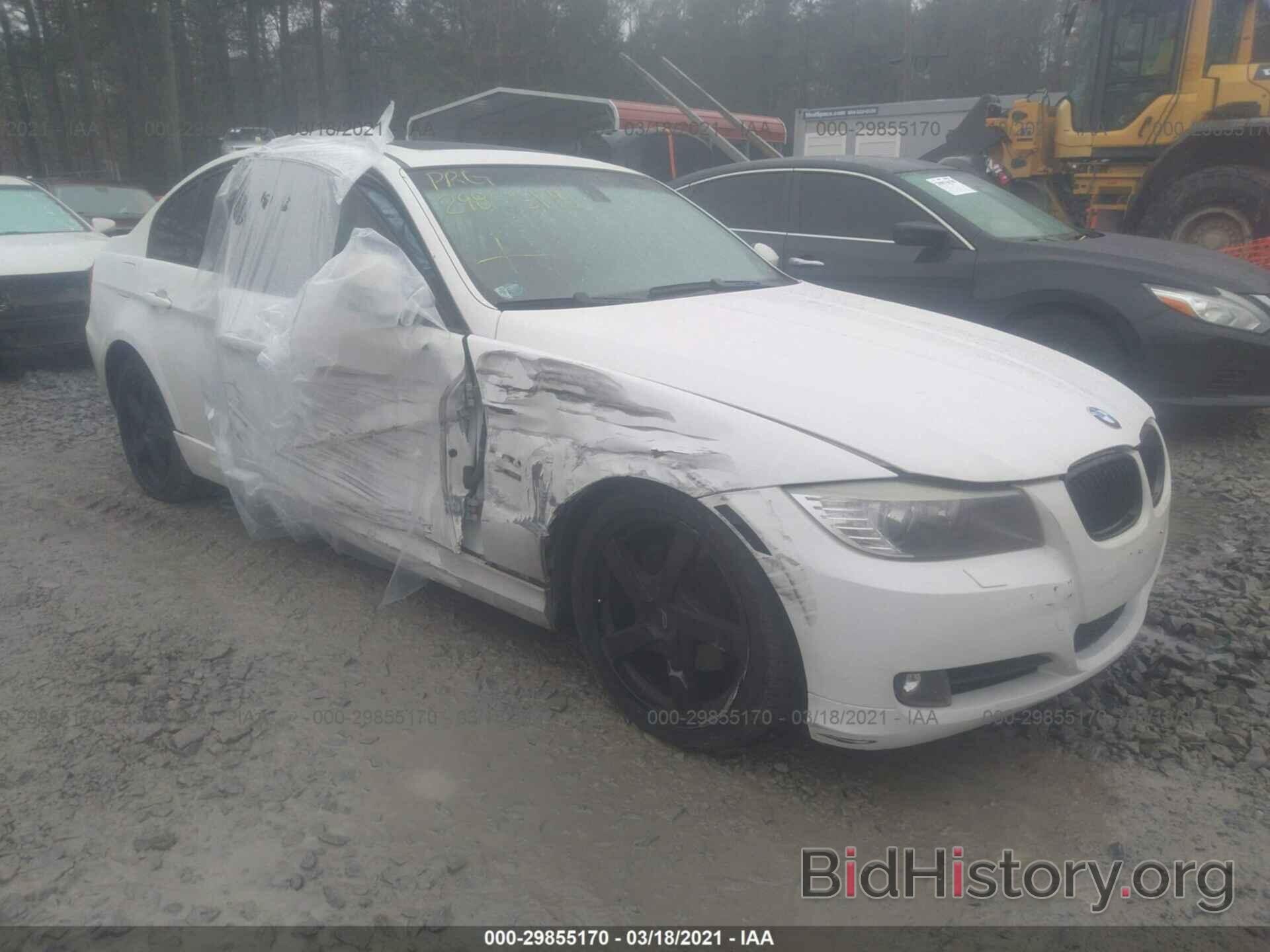 Photo WBAPK53519A512092 - BMW 3 SERIES 2009