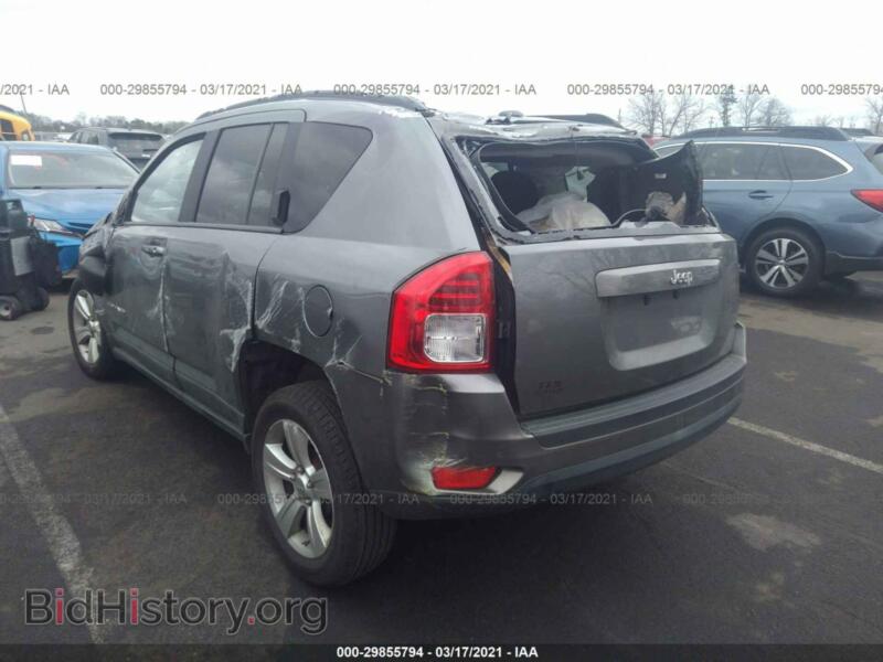 2011 Jeep COMPASS (VIN 1J4NT1FA4BD195545) — фото 3 из 11