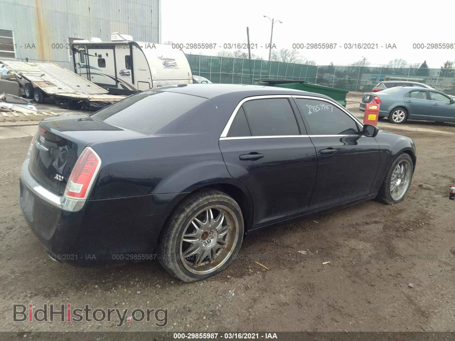 2012 CHRYSLER 300 - VIN: 2C3CCAAG4CH313076 - Фото 4