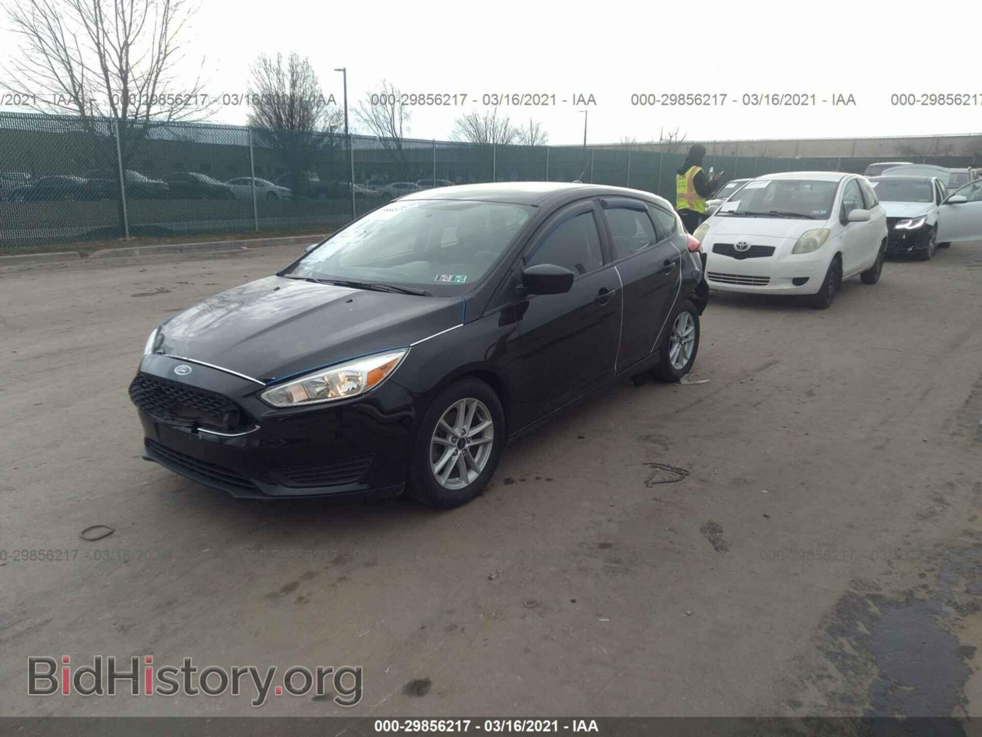 2018 FORD FOCUS - VIN: 1FADP3K22JL242579 - Photo 2