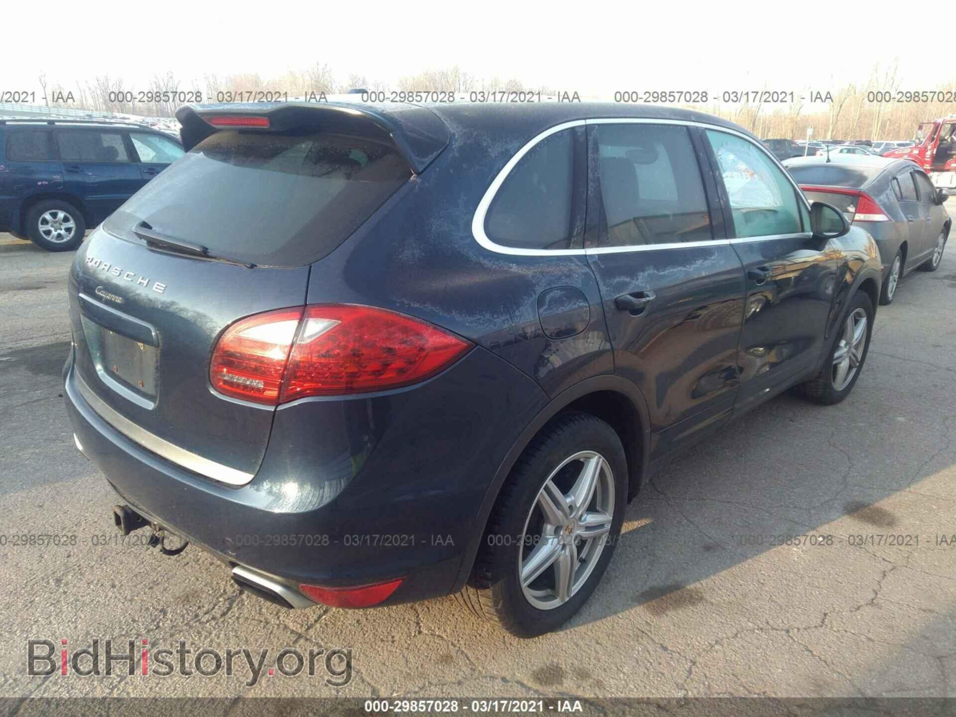 2011 PORSCHE CAYENNE - VIN: WP1AA2A27BLA02714 - Фото 4