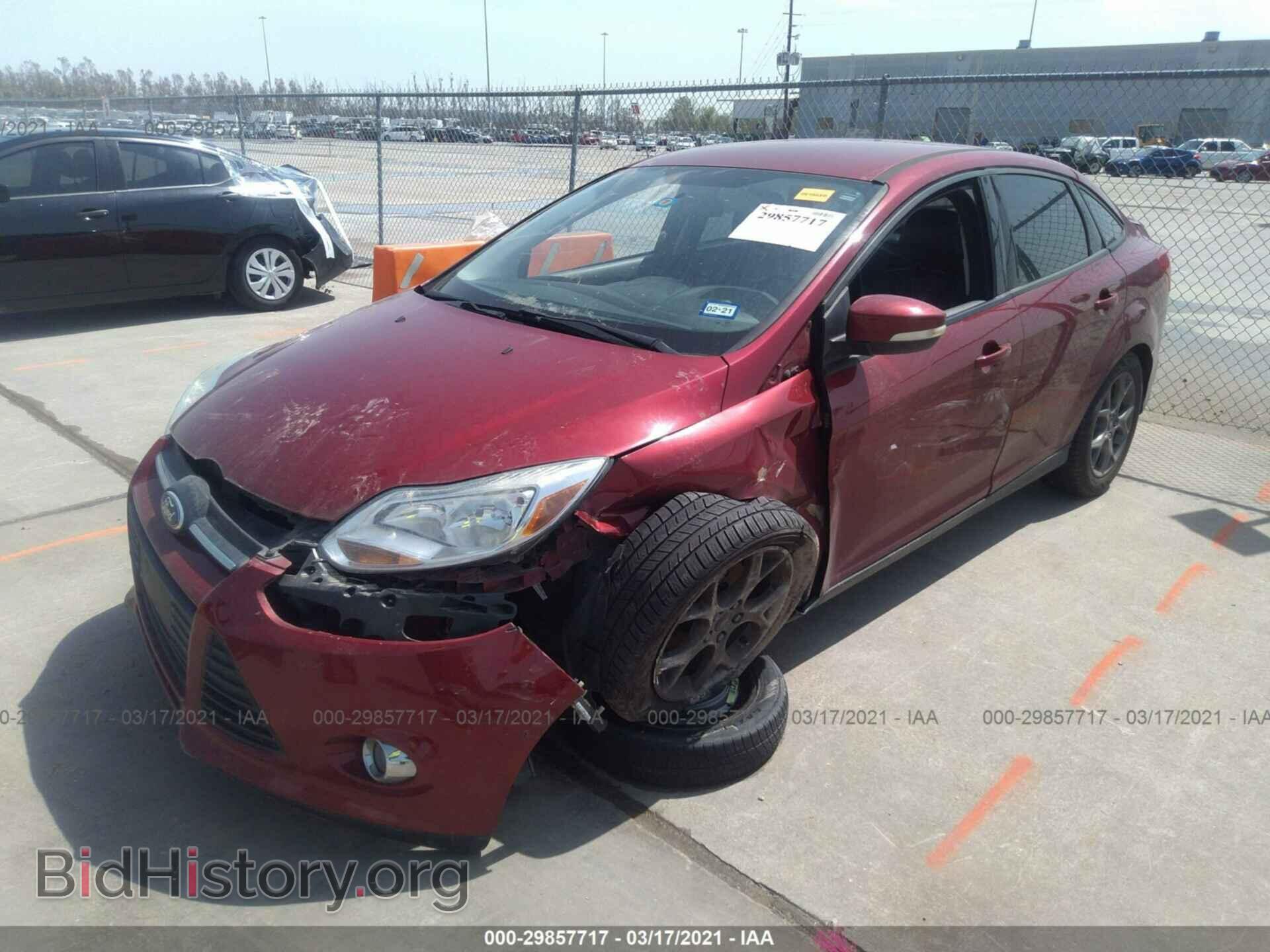 2014 FORD FOCUS - VIN: 1FADP3F22EL104847 - Фото 2