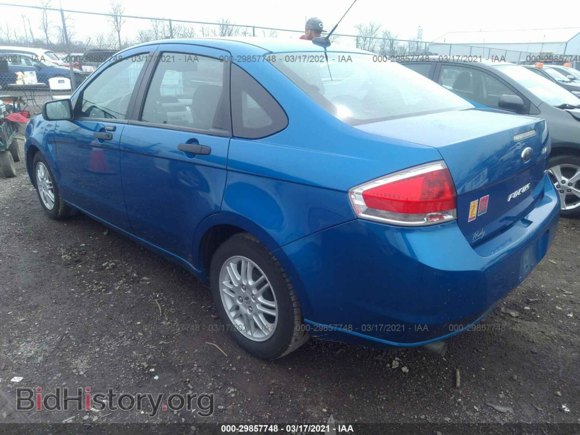 2011 FORD FOCUS - VIN: 1FAHP3FN1BW147050 - Фото 3