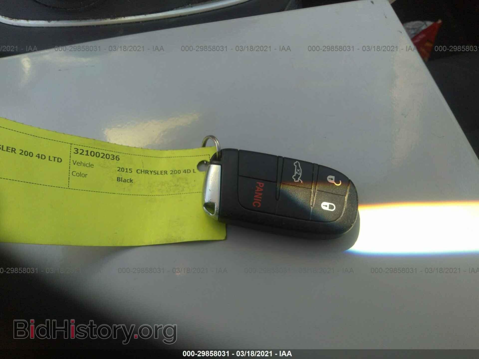 2015 CHRYSLER 200 - VIN: 1C3CCCAB2FN526264 - Фото 11