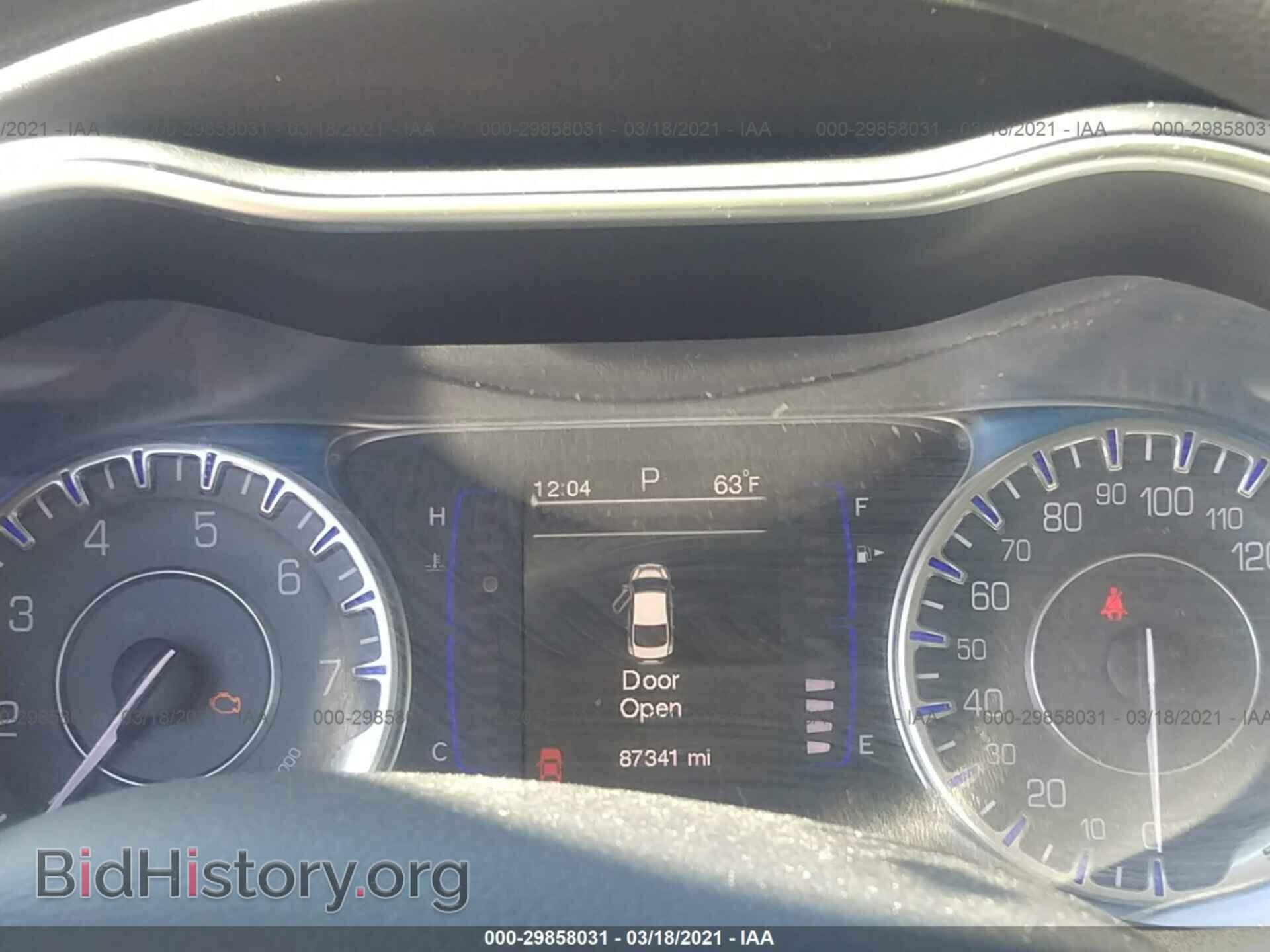 2015 CHRYSLER 200 - VIN: 1C3CCCAB2FN526264 - Фото 7