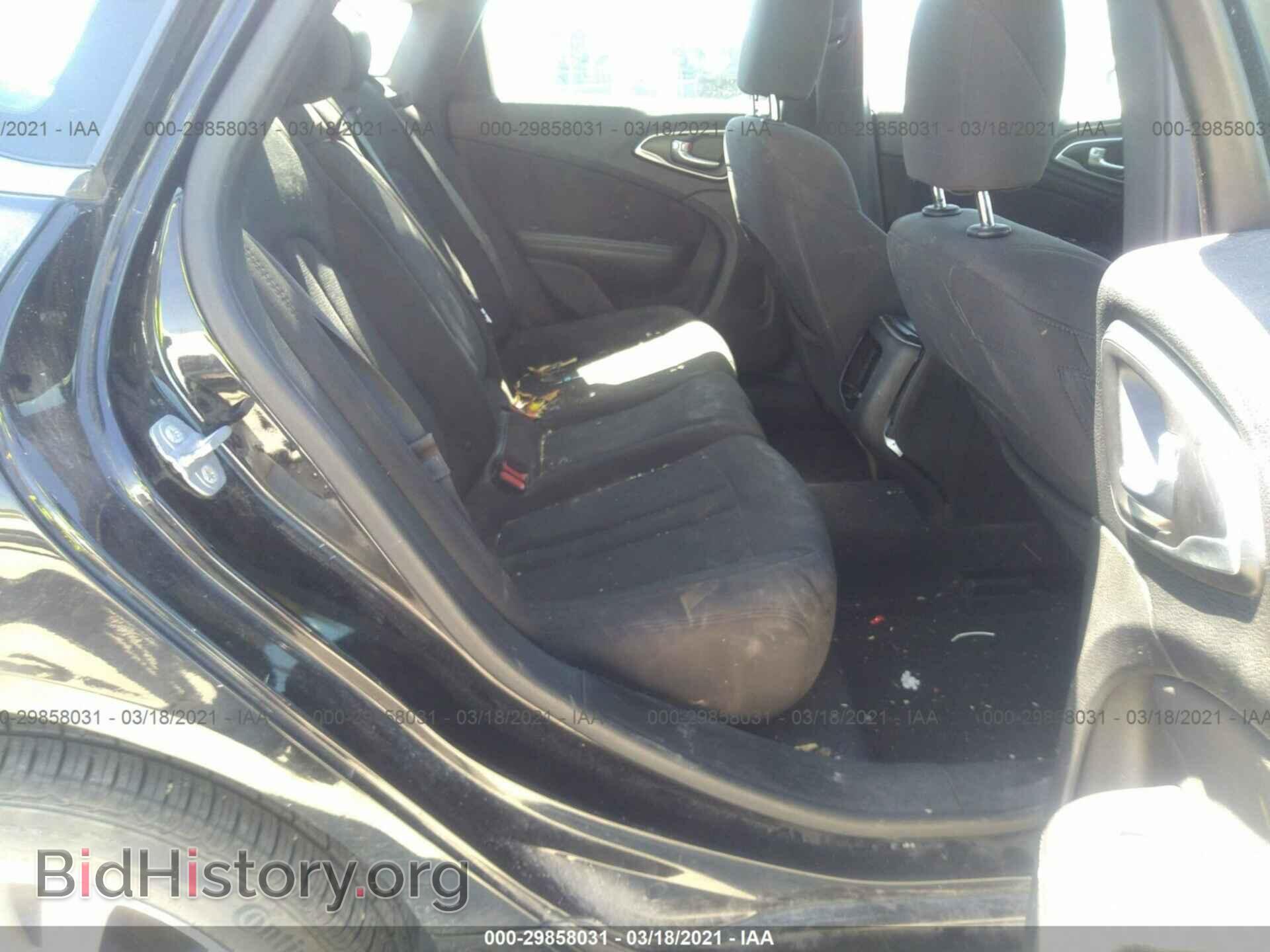 2015 CHRYSLER 200 - VIN: 1C3CCCAB2FN526264 - Фото 8