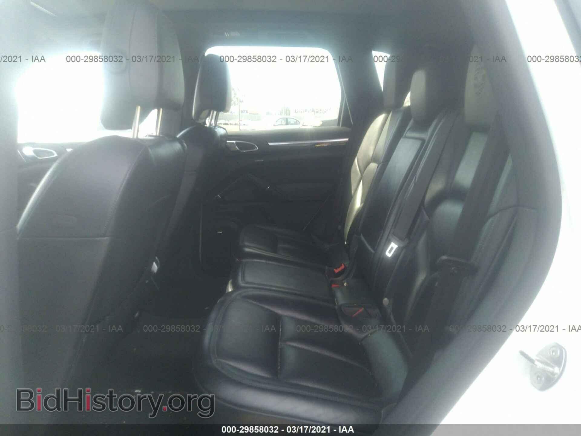 2017 PORSCHE CAYENNE - VIN: WP1AA2A26HKA90203 - Фото 8