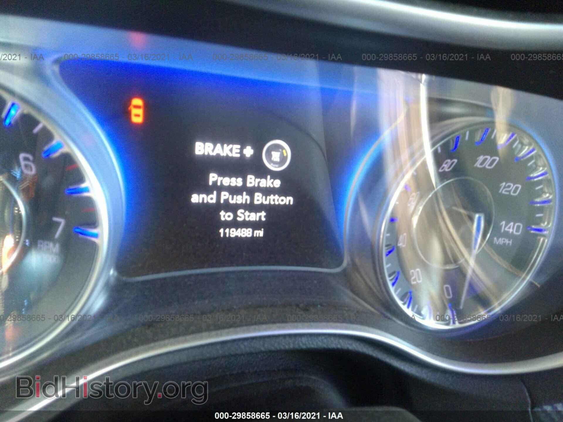 2016 CHRYSLER 300 - VIN: 2C3CCAEG6GH105636 - Фото 7