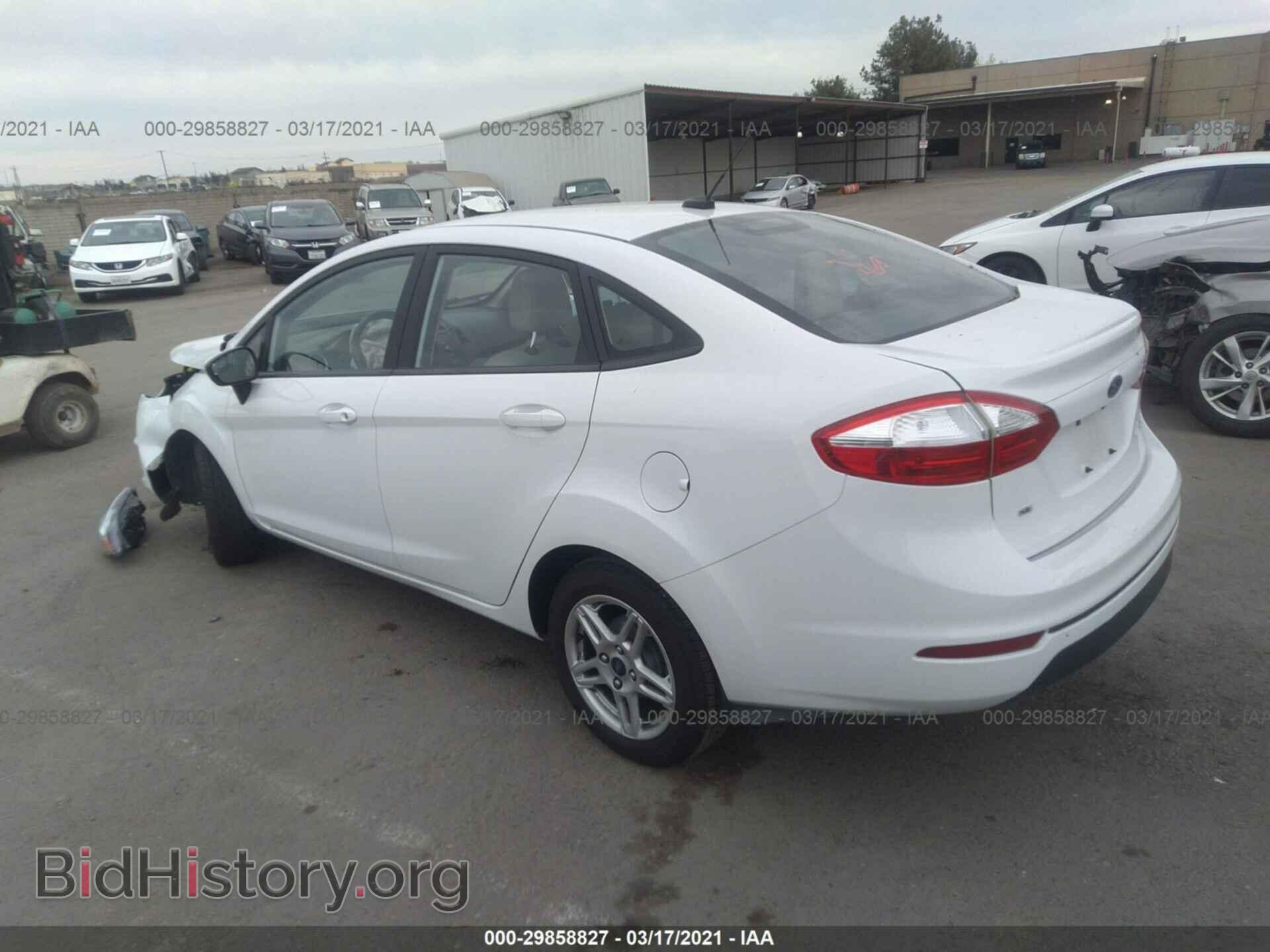 2017 FORD FIESTA - VIN: 3FADP4BJ5HM113449 - Фото 3