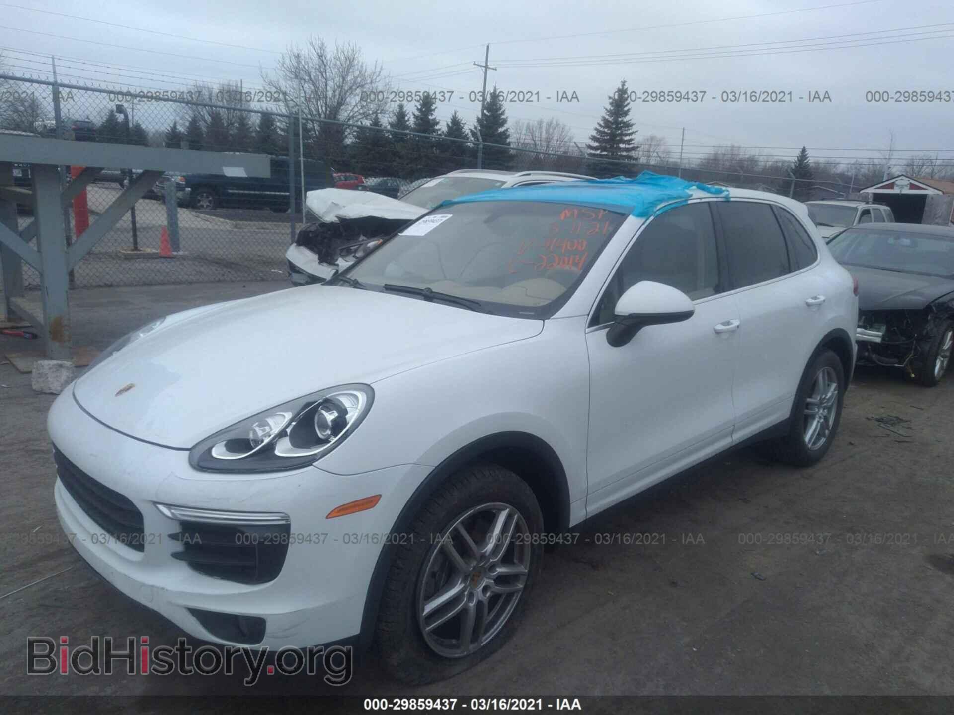 2016 PORSCHE CAYENNE - VIN: WP1AA2A28GLA11400 - Фото 2