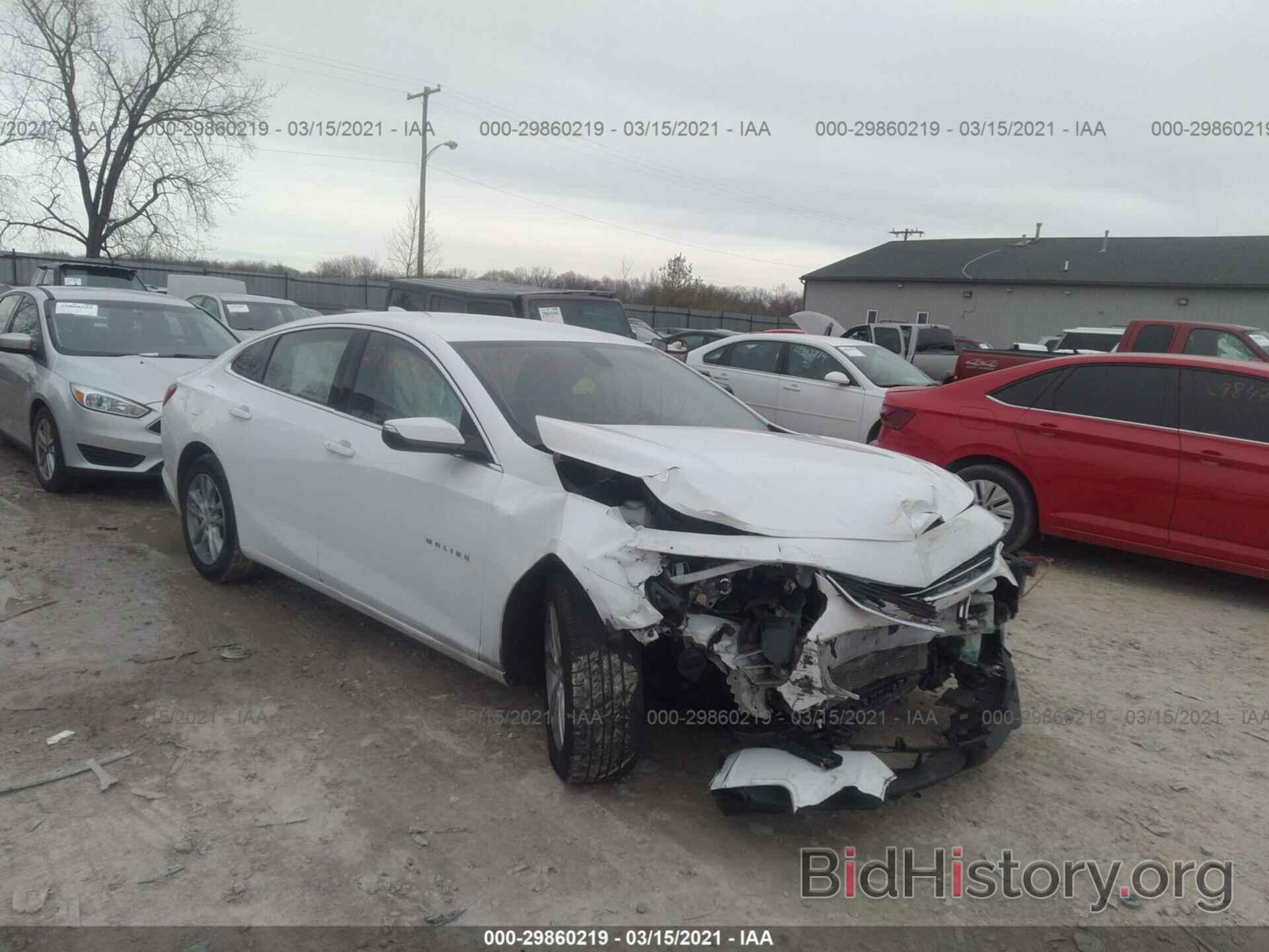 Photo 1G1ZD5STXJF150933 - CHEVROLET MALIBU 2018