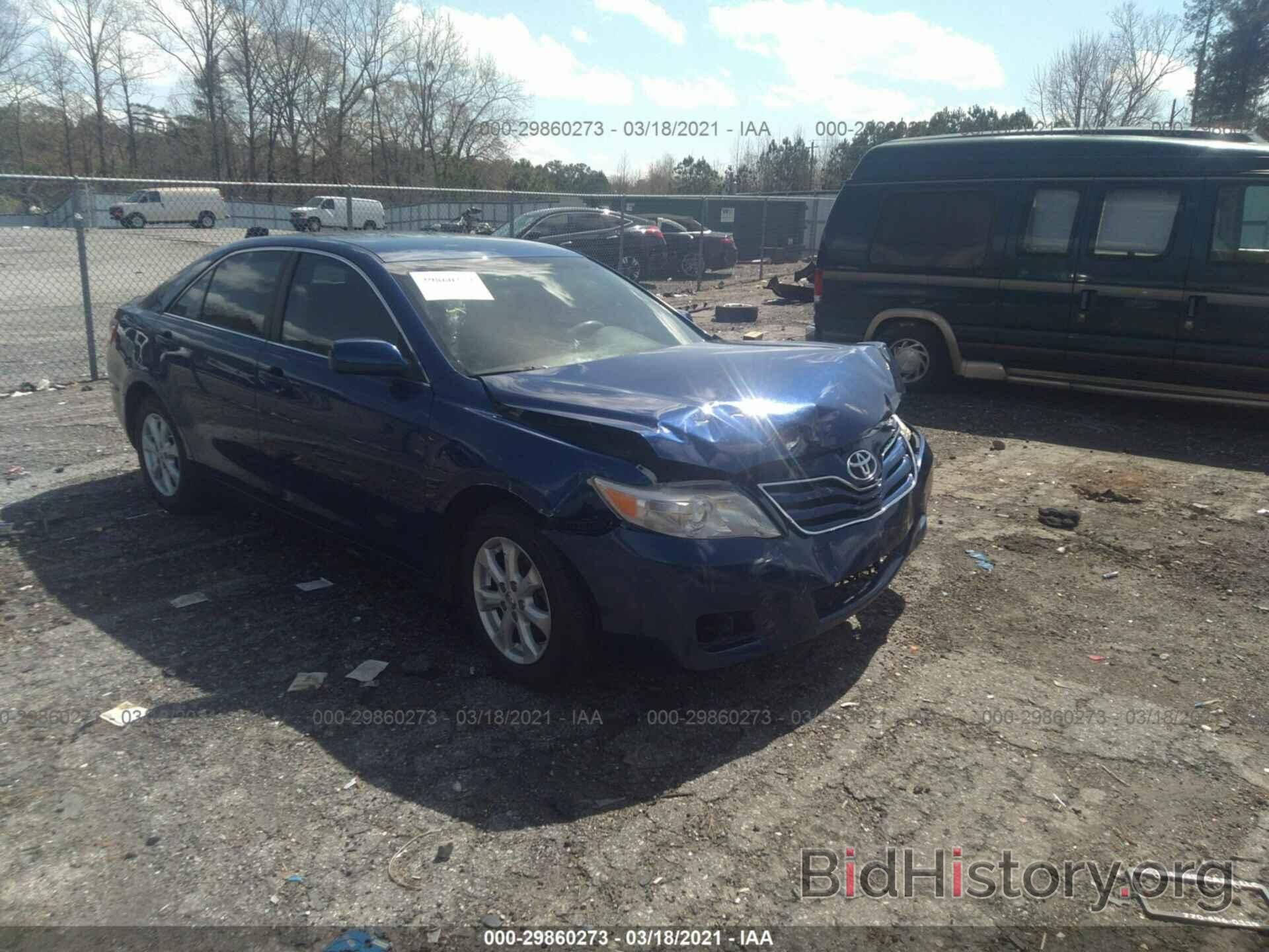 Photo 4T4BF3EK8BR144475 - TOYOTA CAMRY 2011