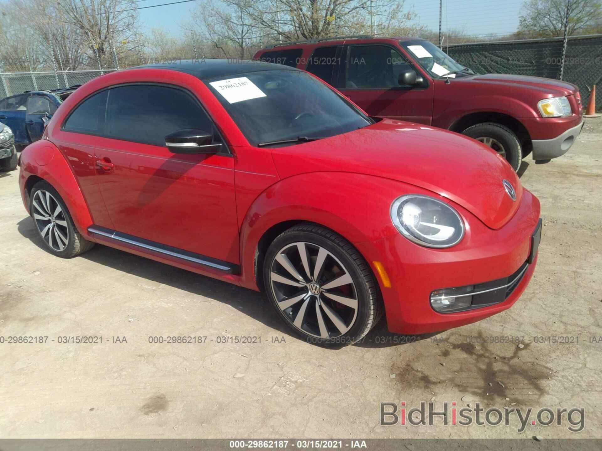 Photo 3VW467AT8CM650307 - VOLKSWAGEN BEETLE 2012