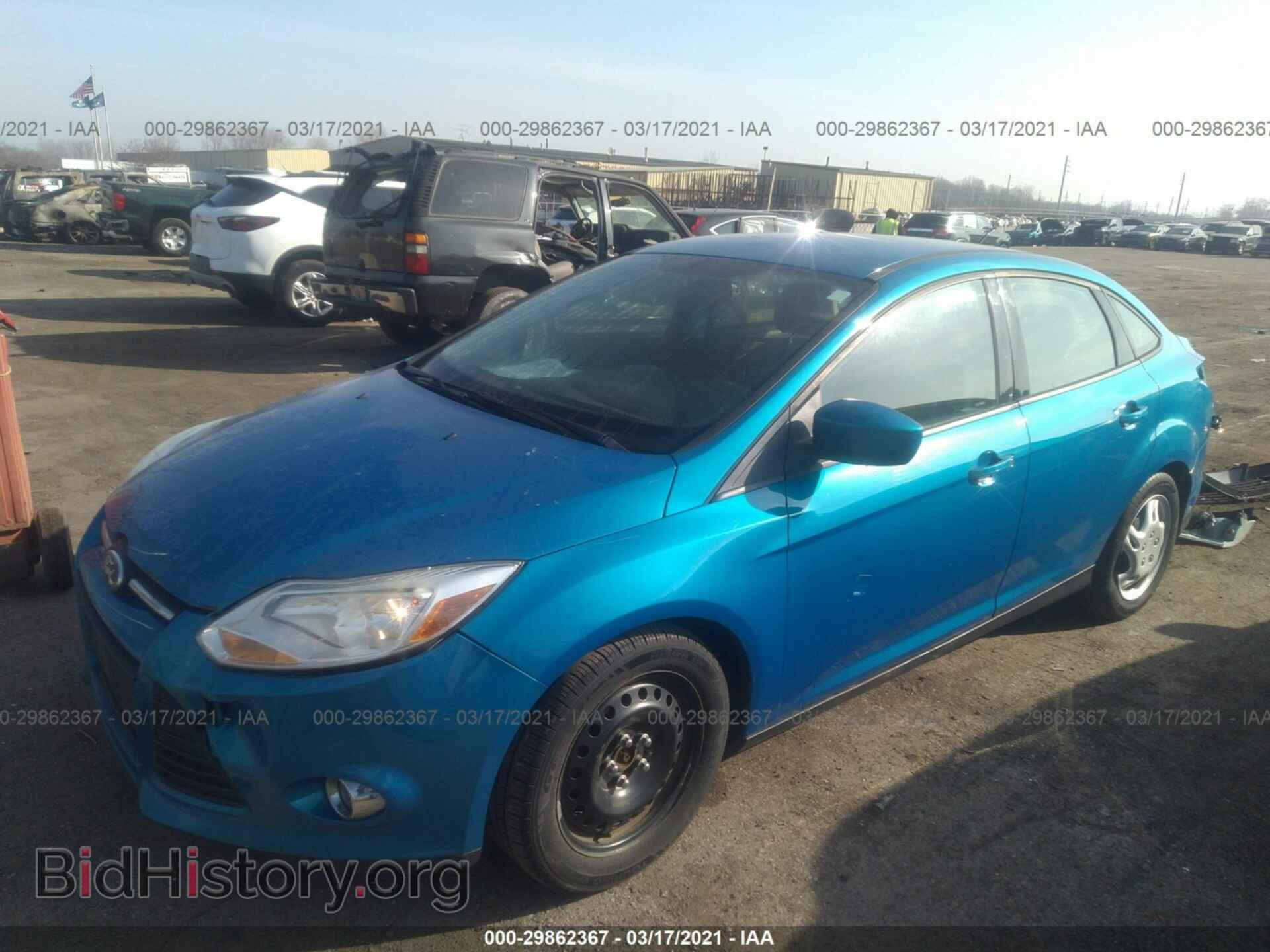 2012 FORD FOCUS - VIN: 1FAHP3F21CL439242 - Фото 2