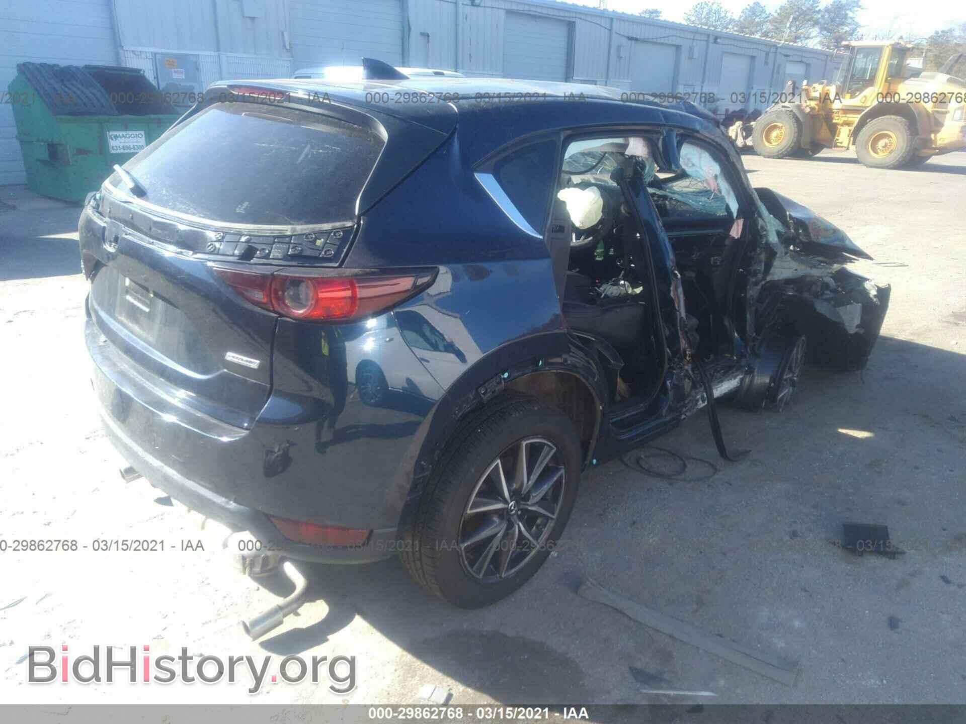 2018 MAZDA CX-5 - VIN: JM3KFBCM8J0463126 - Фото 4