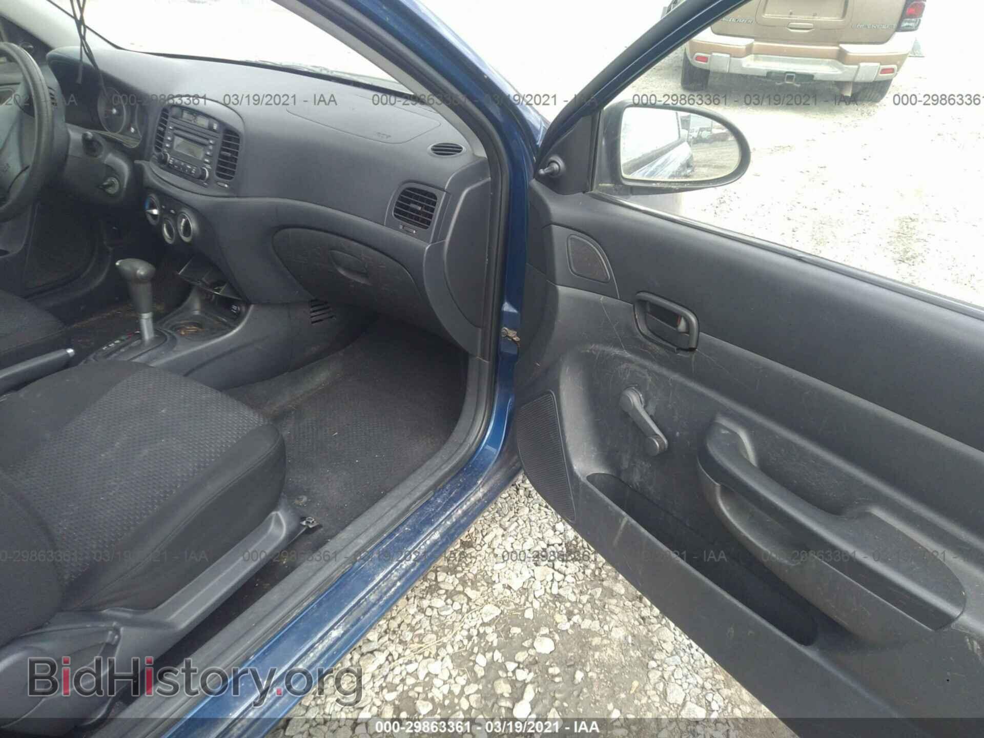 2007 HYUNDAI ACCENT - VIN: KMHCM36C47U044893 - Фото 5