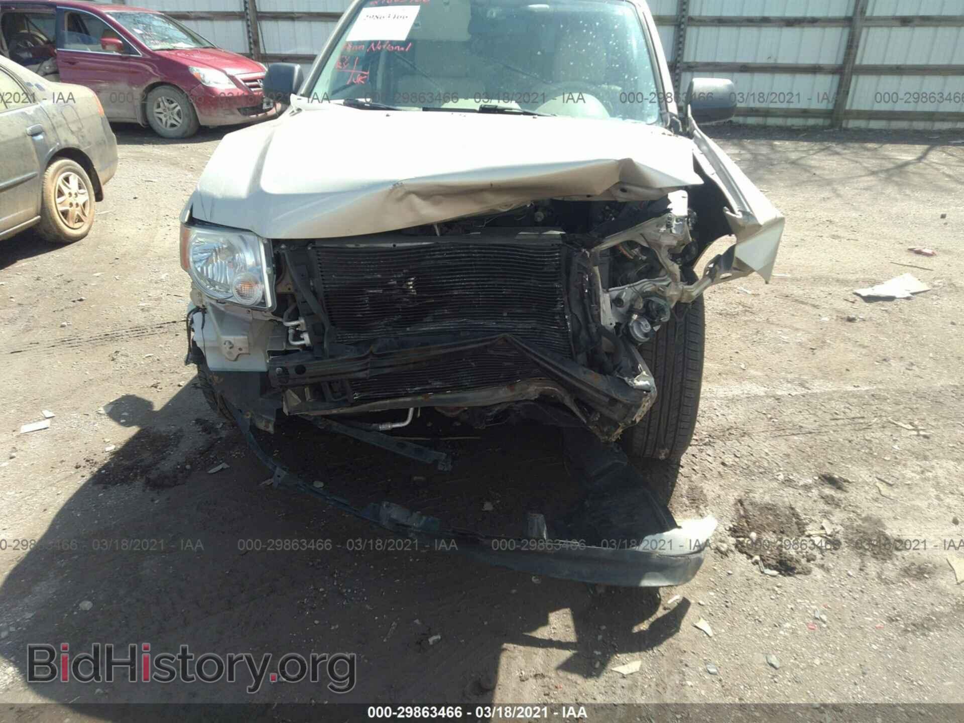 2011 FORD ESCAPE - VIN: 1FMCU9DG4BKB12171 - Фото 6