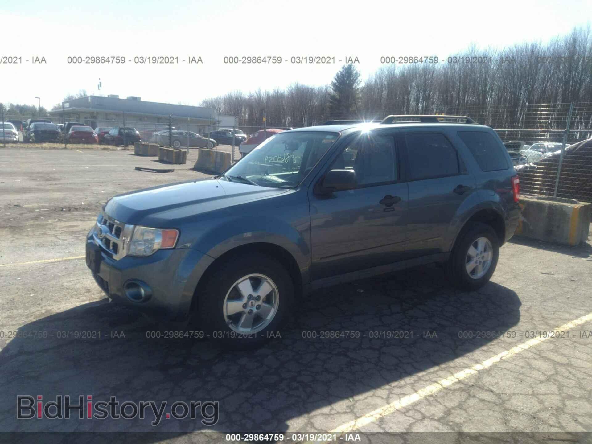 2011 FORD ESCAPE - VIN: 1FMCU9DG7BKB43186 - Фото 2
