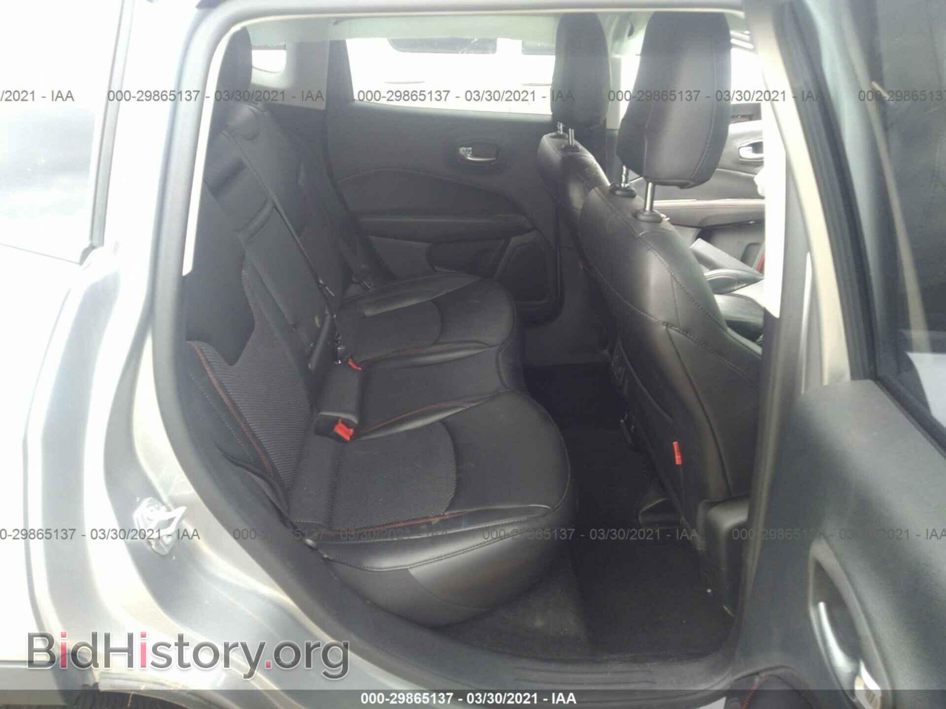 2019 JEEP COMPASS - VIN: 3C4NJDDB7KT825559 - Фото 8