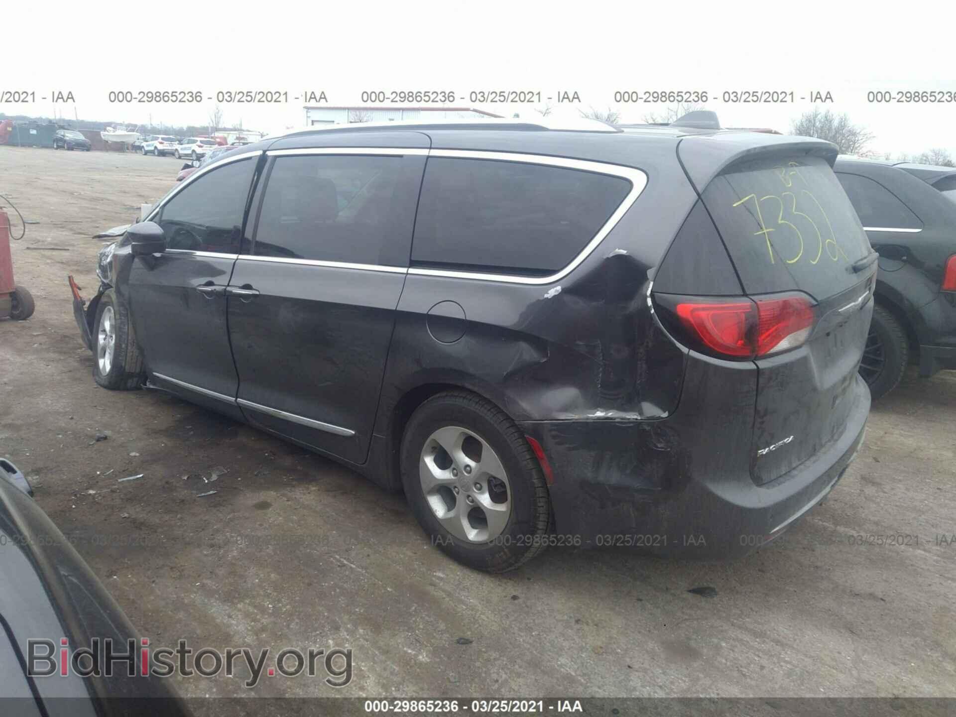 2017 CHRYSLER PACIFICA - VIN: 2C4RC1EG7HR537332 - Photo 3