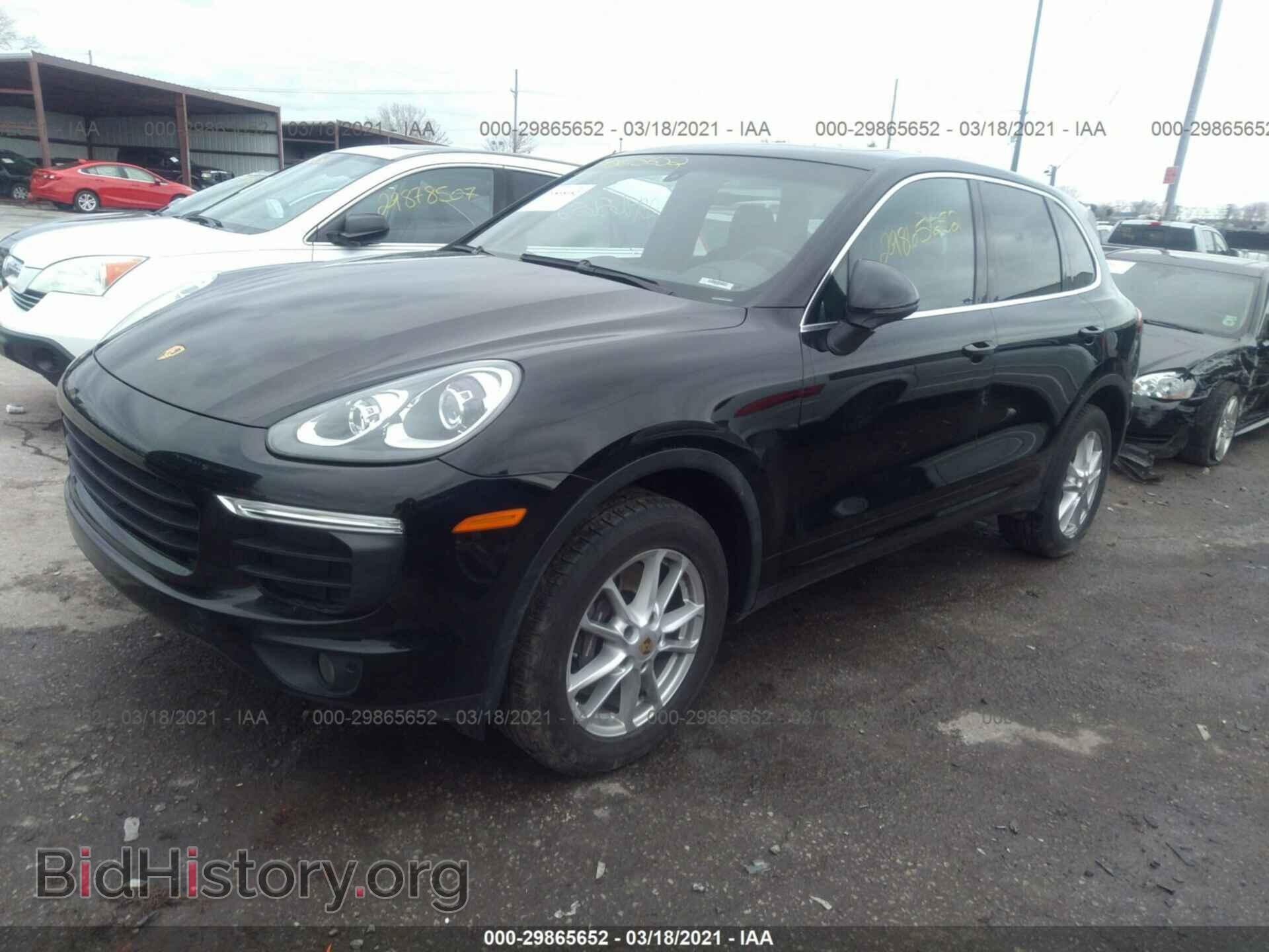 2016 PORSCHE CAYENNE - VIN: WP1AA2A28GLA10909 - Фото 2