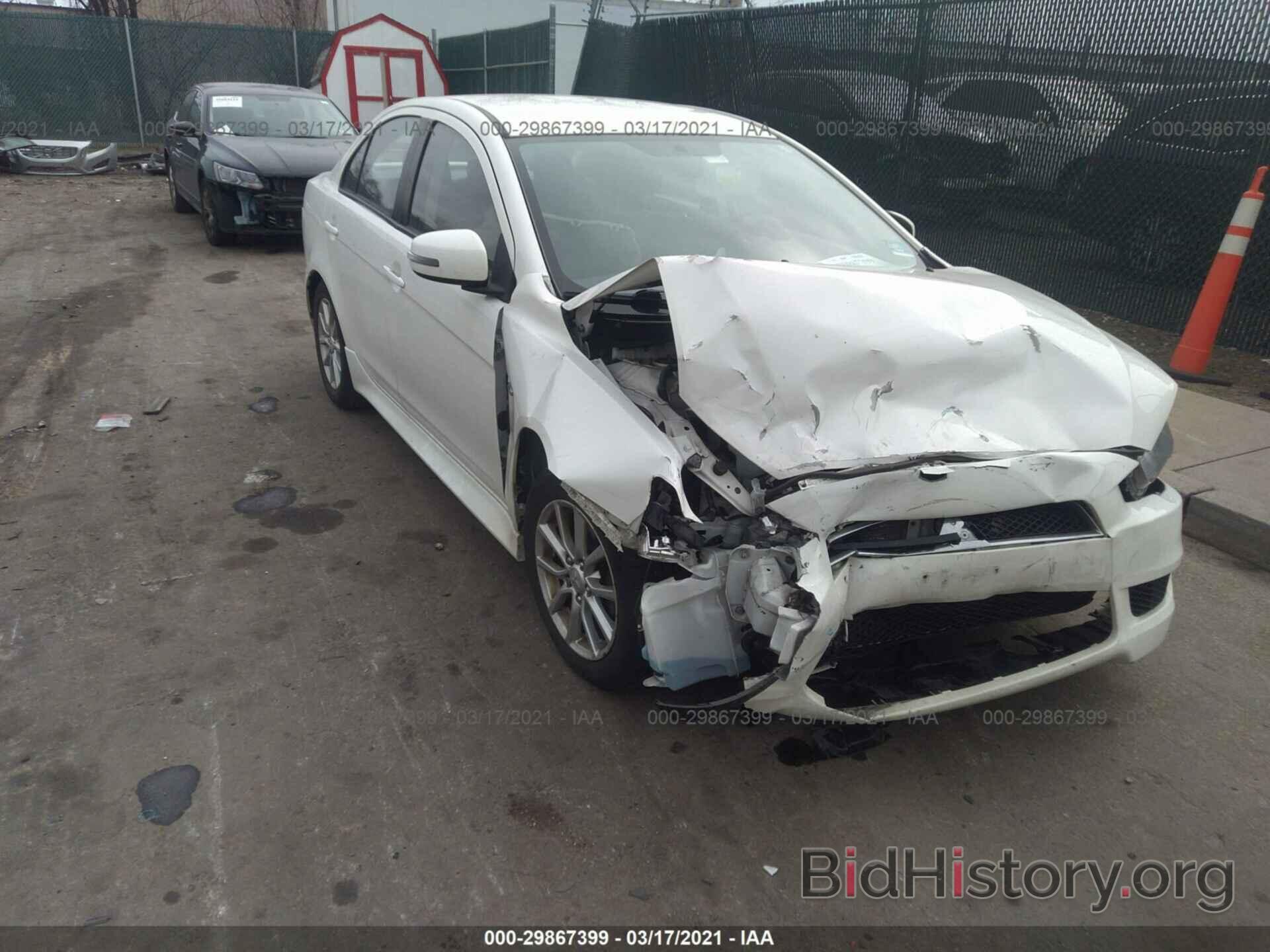 Photo JA32U2FU8FU023349 - MITSUBISHI LANCER 2015