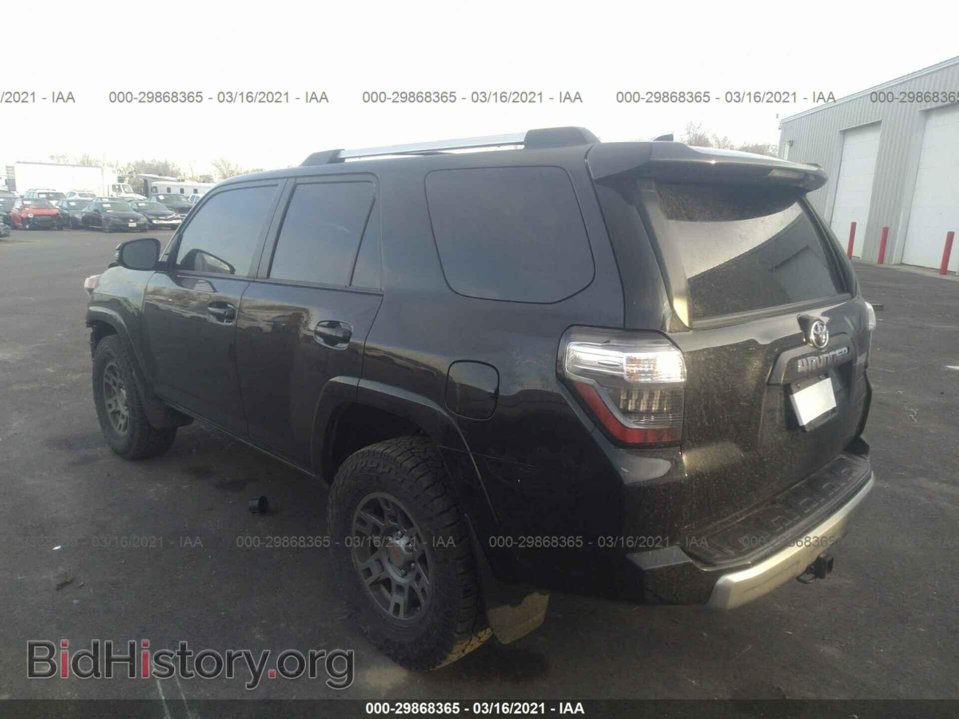 2018 TOYOTA 4RUNNER - VIN: JTEBU5JR5J5571149 - Фото 3