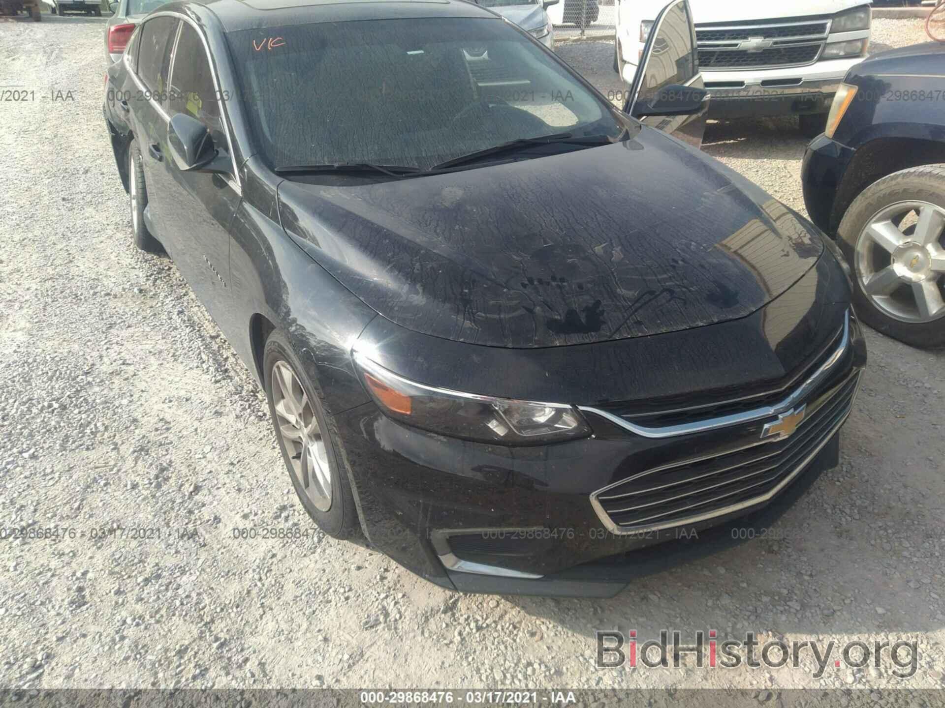 Photo 1G1ZD5ST7JF168242 - CHEVROLET MALIBU 2018