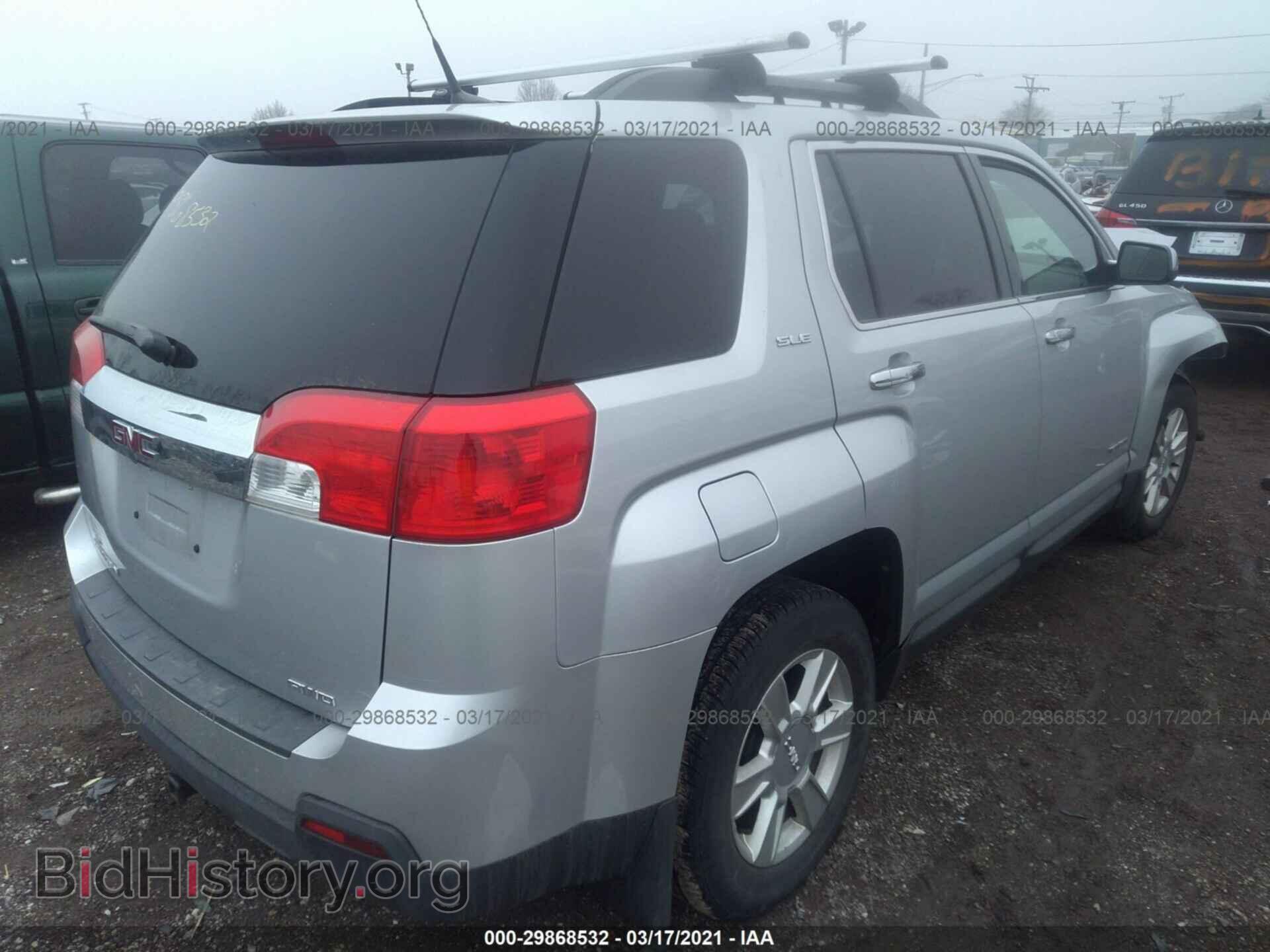 2010 GMC TERRAIN - VIN: 2CTFLEEWXA6246241 - Photo 4