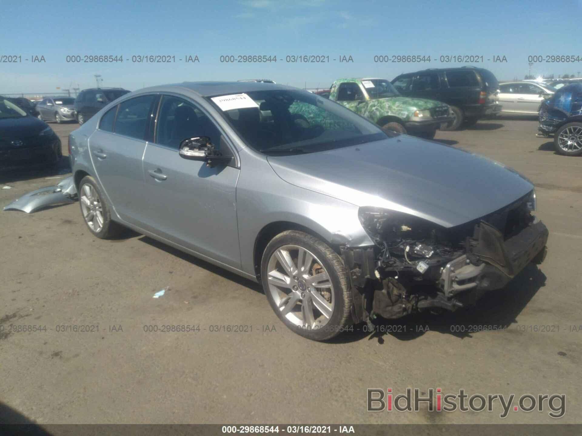 Photo YV1902FH2B2010711 - VOLVO S60 2011