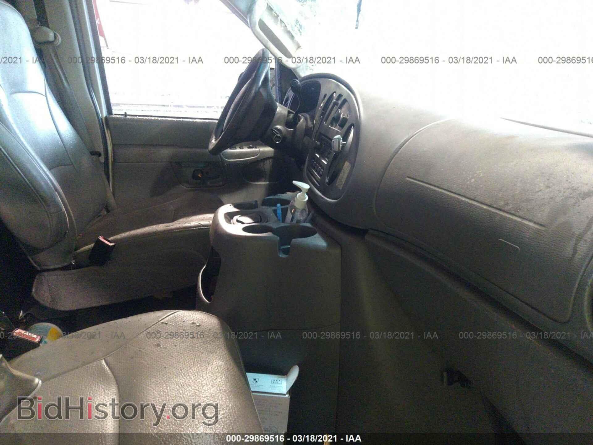 2008 FORD ECONOLINE CARGO VAN - VIN: 1FTNE24WX8DA65959 - Фото 5